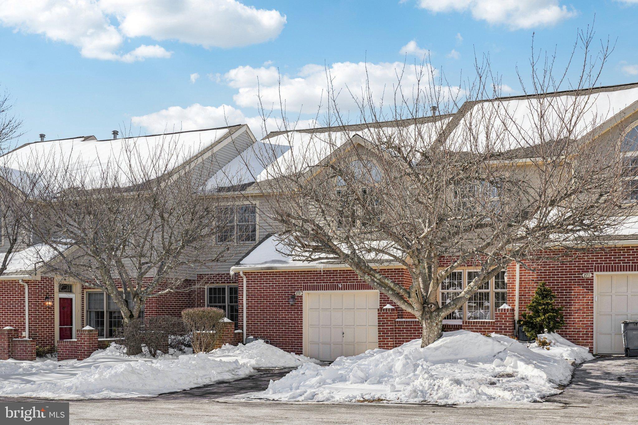 GWYNEDD HUNT - Residential