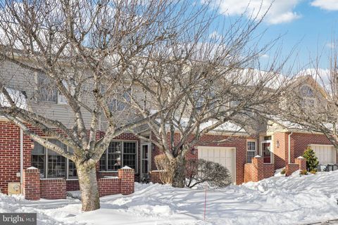 272 ALMWICH PLACE AMBLER PA 19002