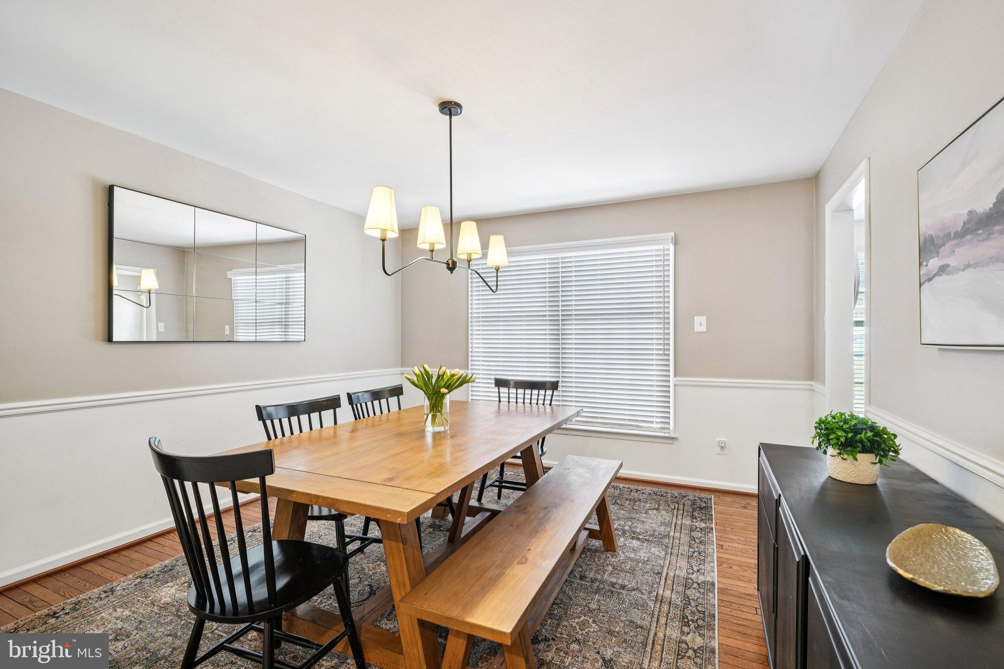 GWYNEDD HUNT - Residential