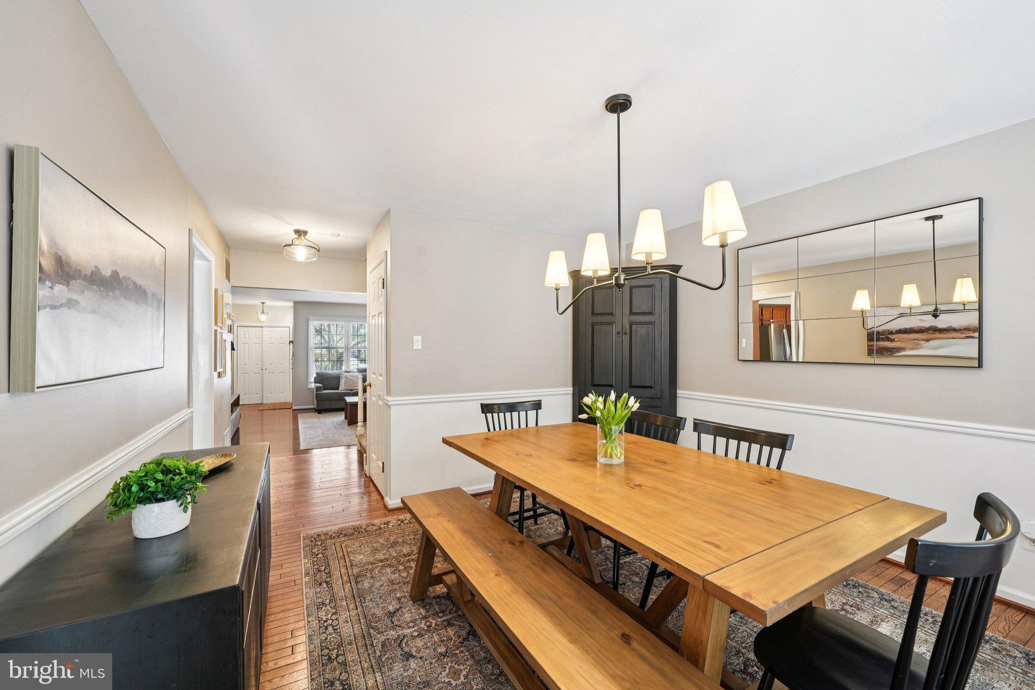 GWYNEDD HUNT - Residential