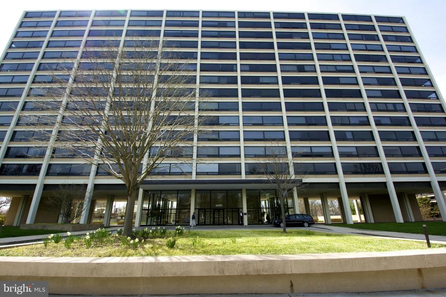 Beautiful 2 Bedroom, 2 Bathroom, bright corner unit with hardwood floors, updated kitchen with granite counter tops, SS appliances, gas range/oven,glass front kitchen cabinets, fantastic views overlooking pool, full service amenities-doorman, valet parking, pool. Highfield House is close to Johns Hopkins Univ, Union Memorial Hospital. 2 parking spaces.