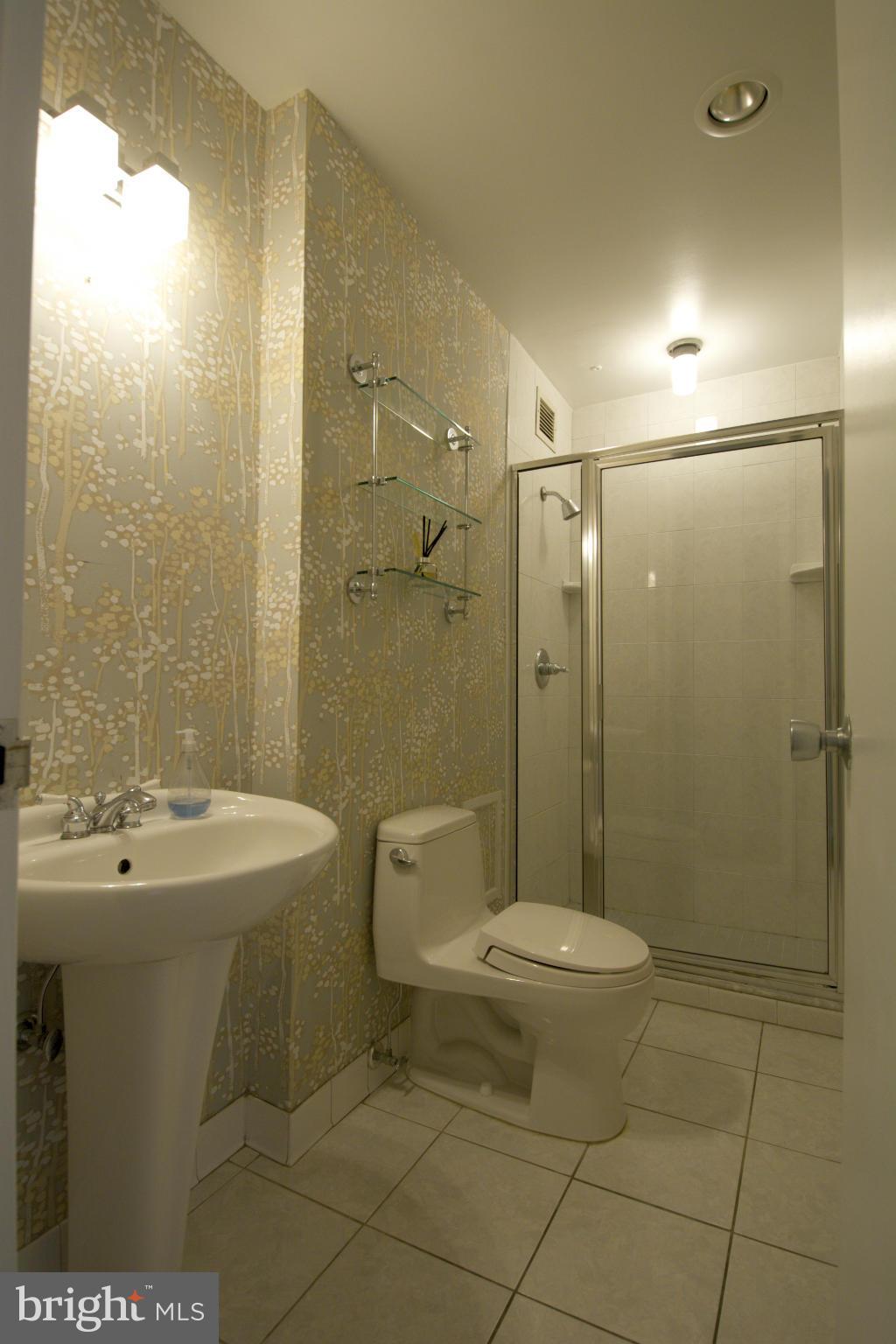 GUILFORD - Residential Lease