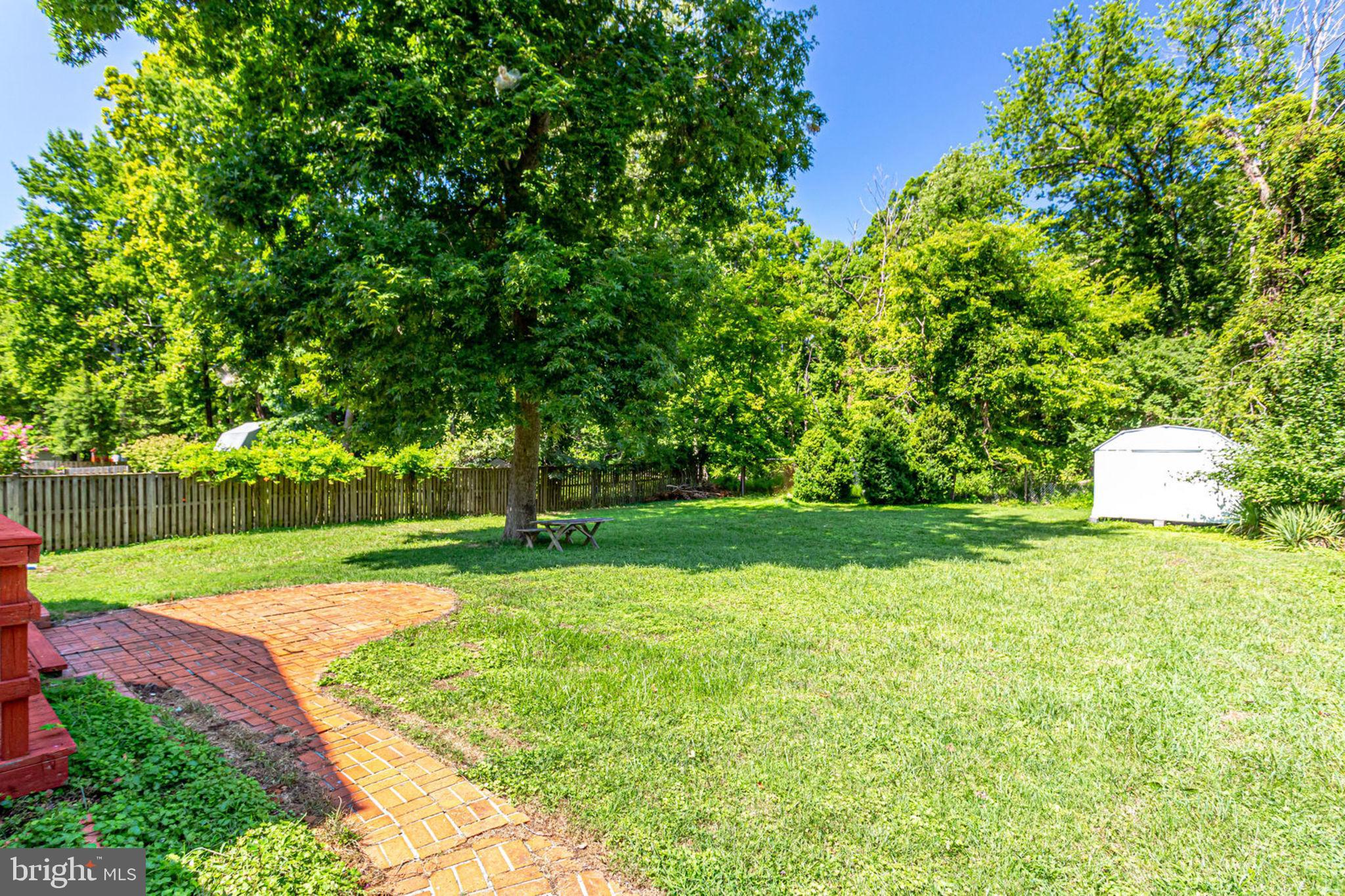 FORT WASHINGTON ESTATES - Residential