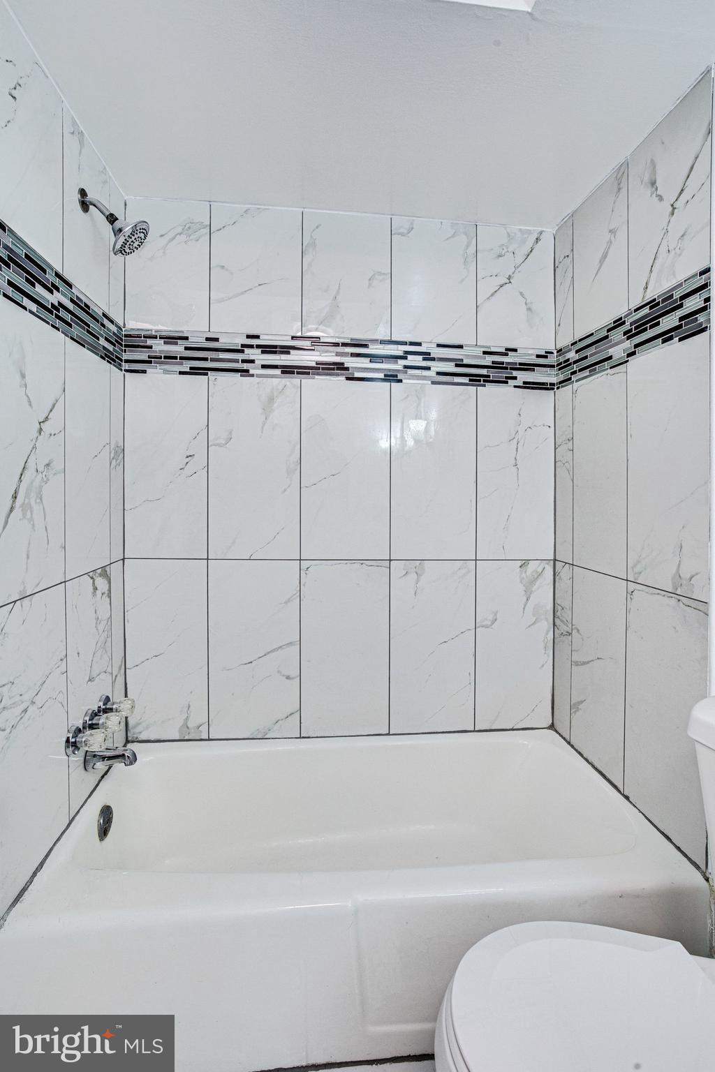 FORT WASHINGTON ESTATES - Residential