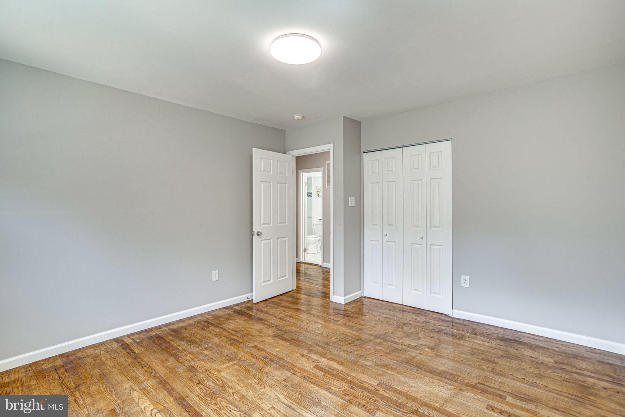 FORT WASHINGTON ESTATES - Residential