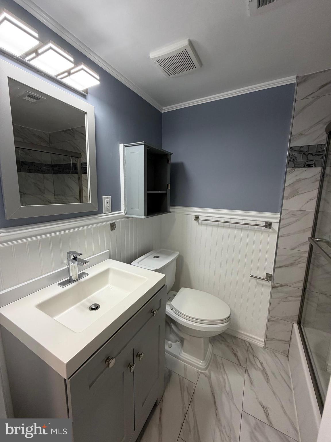 FALLS CHURCH GARDENS - Residential