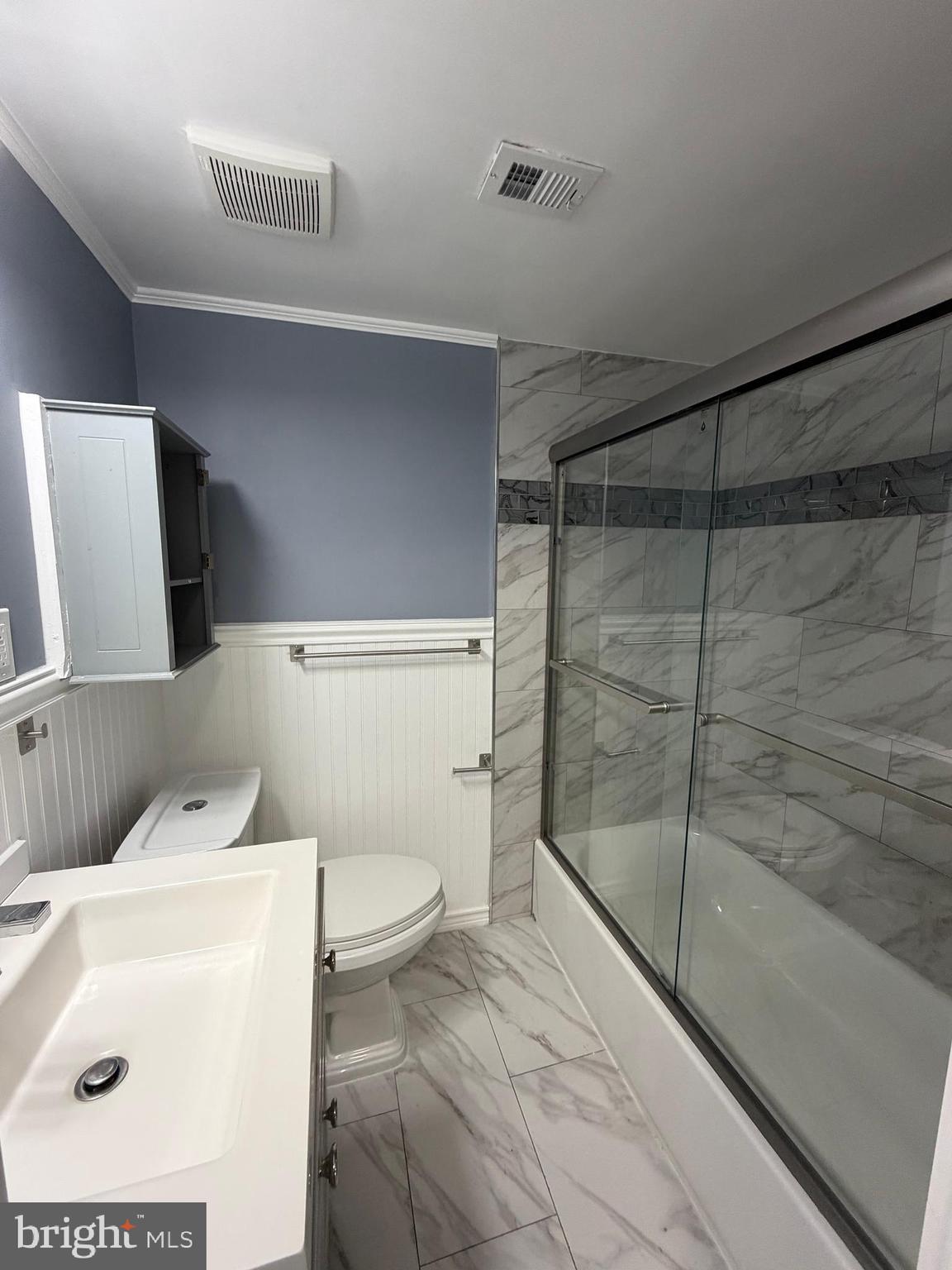 FALLS CHURCH GARDENS - Residential