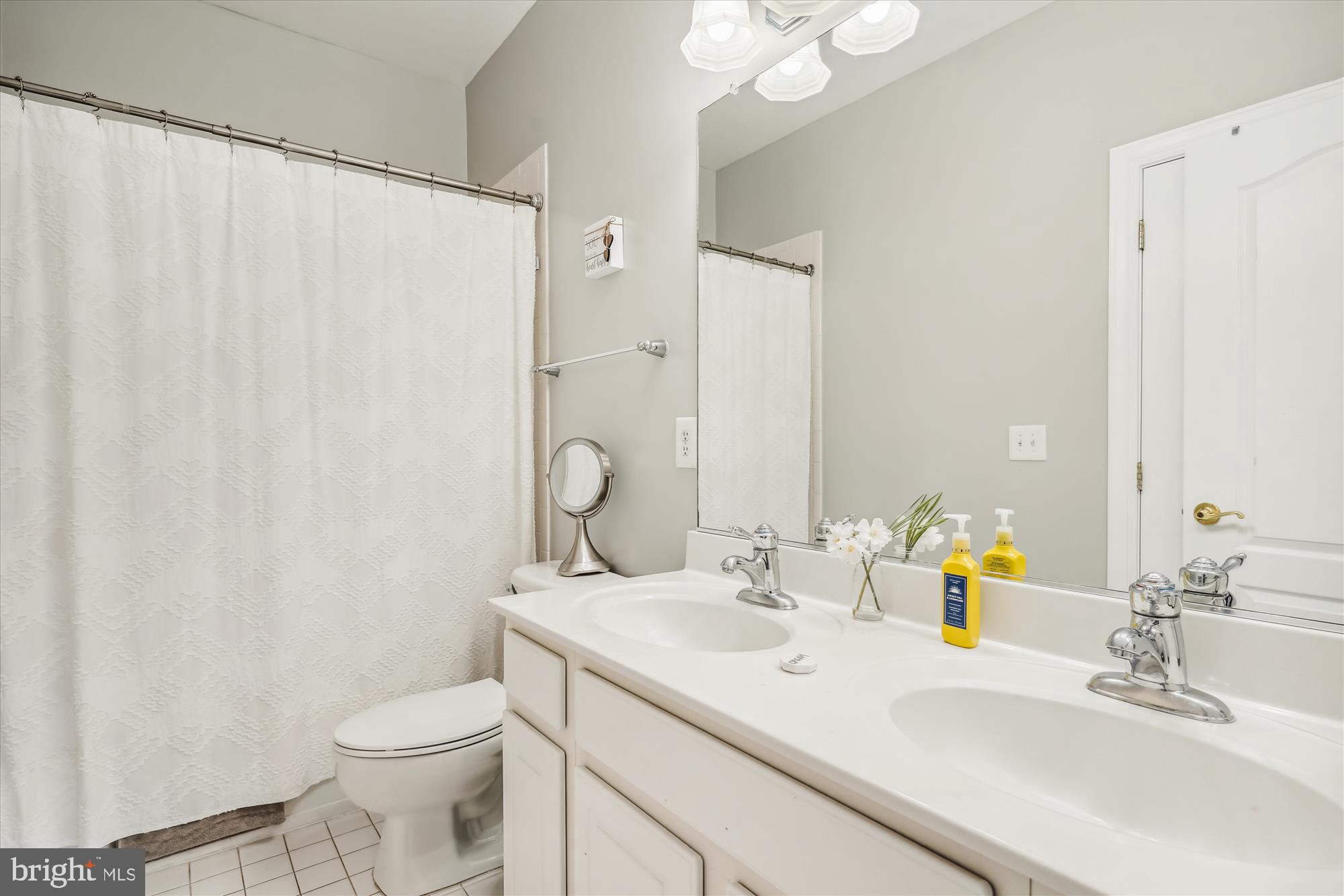 MALVERN CHASE - Residential