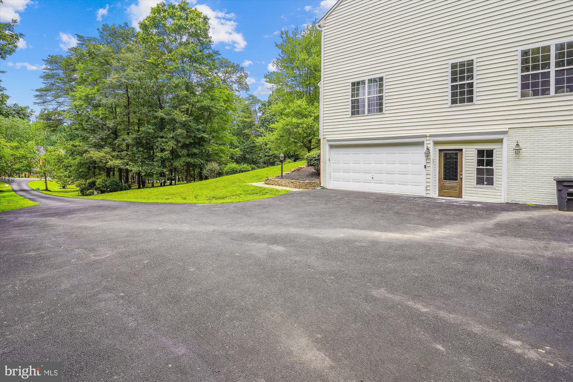 MALVERN CHASE - Residential