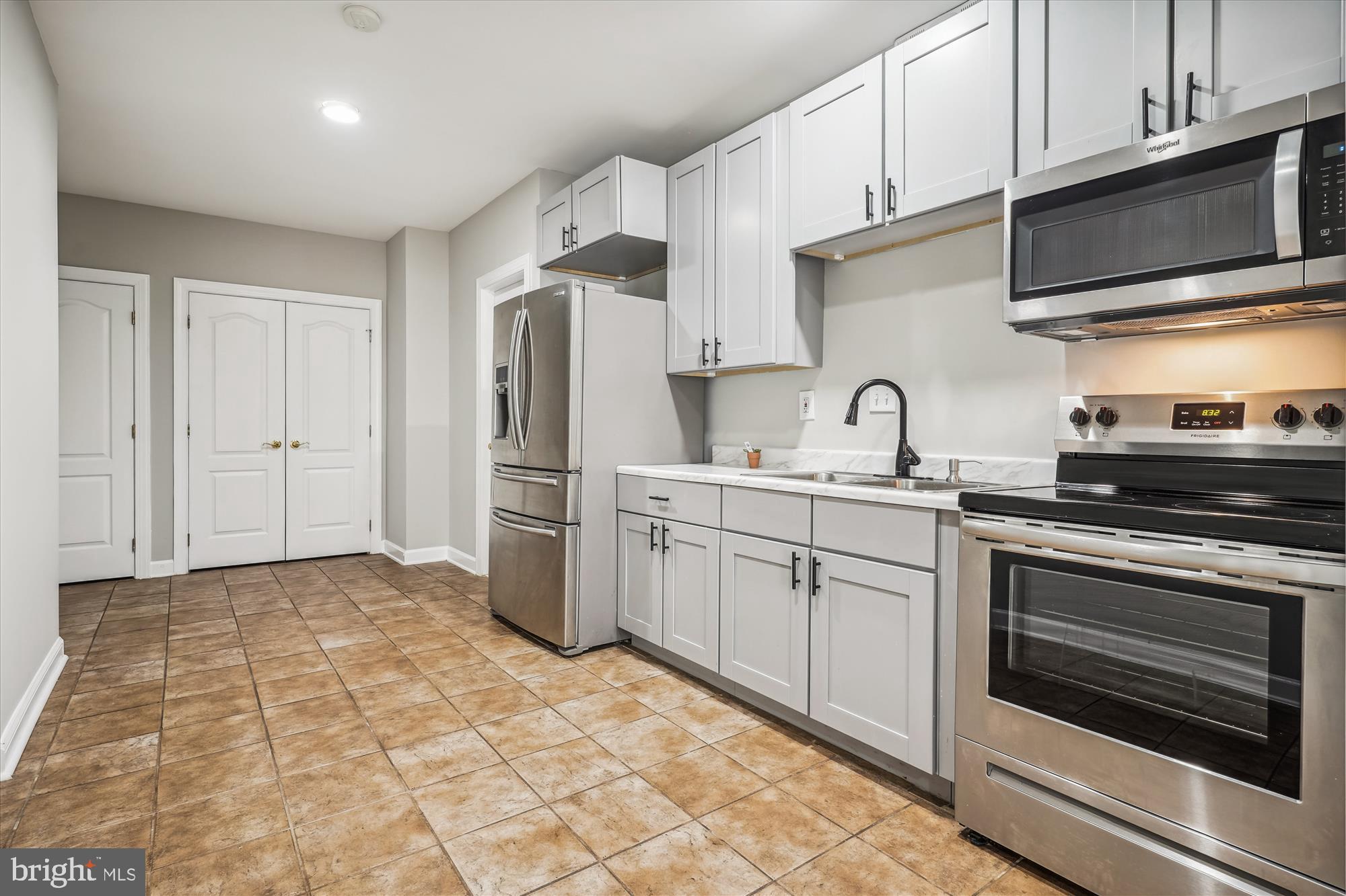 MALVERN CHASE - Residential