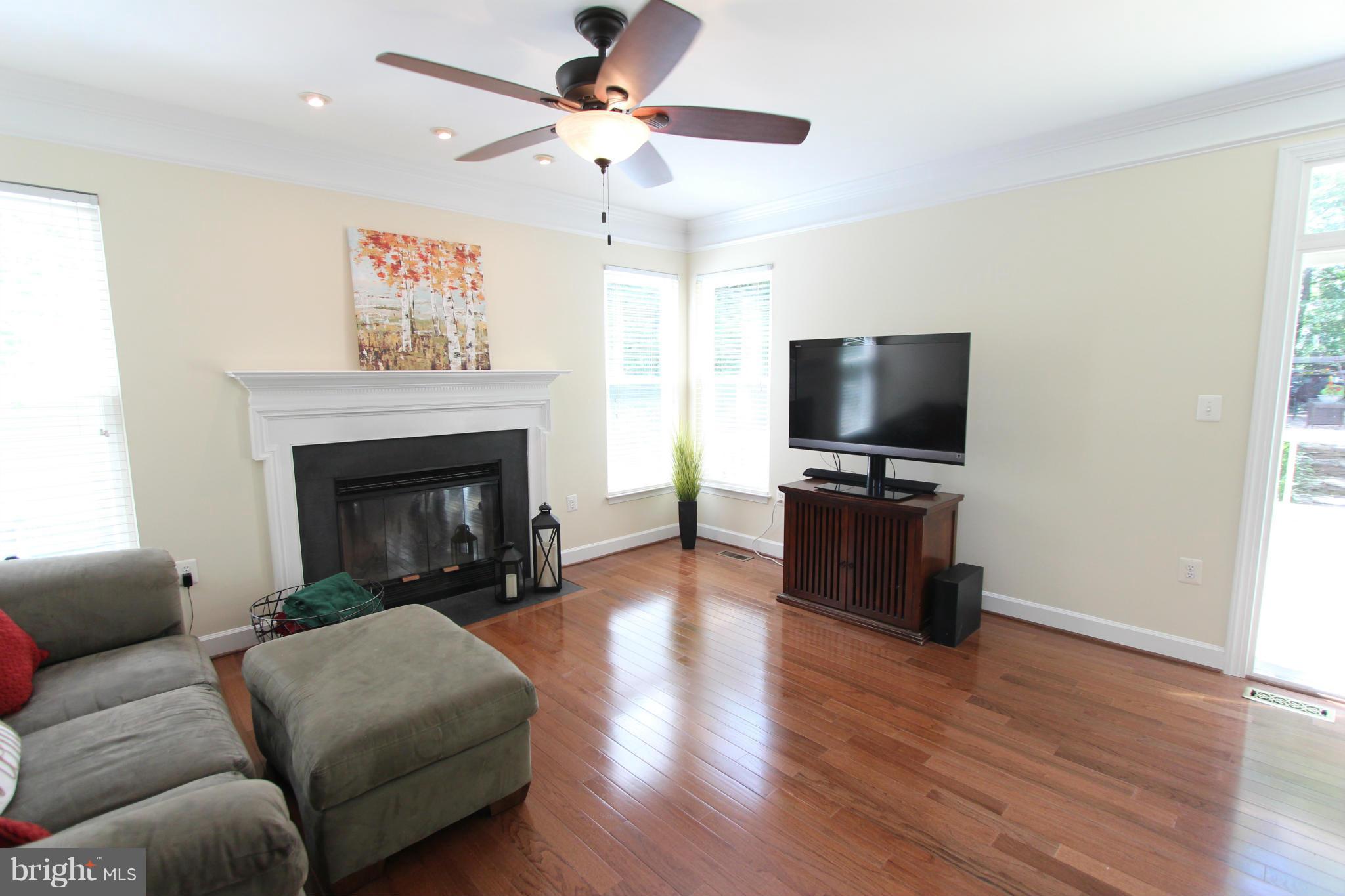 RICHLAND FOREST - Residential Lease