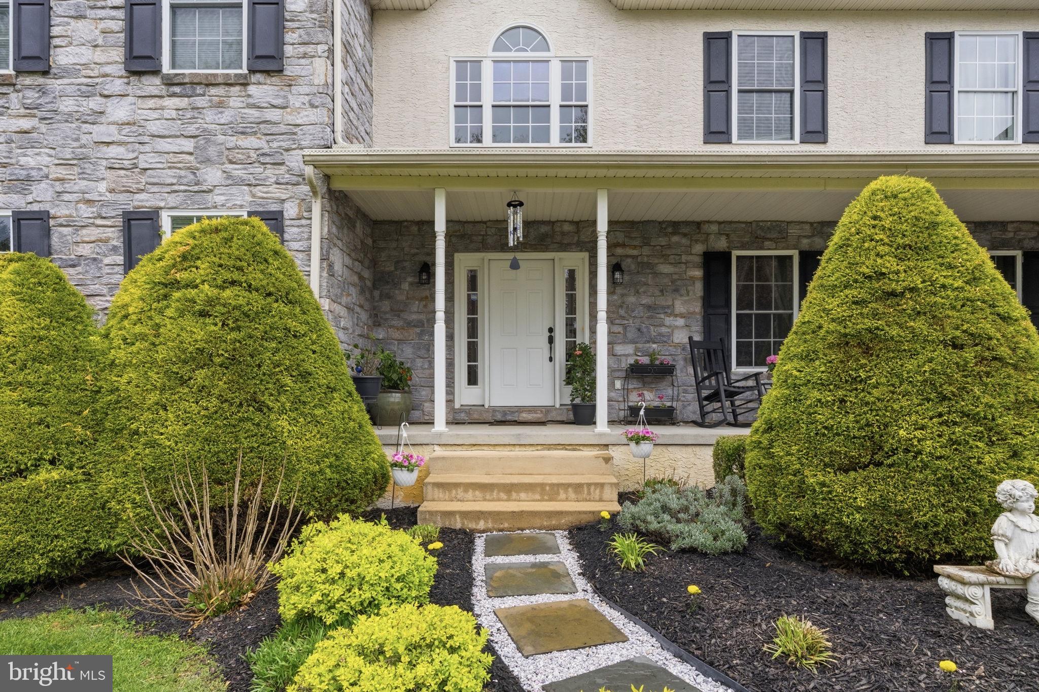 SWEET HOLLOW - Residential