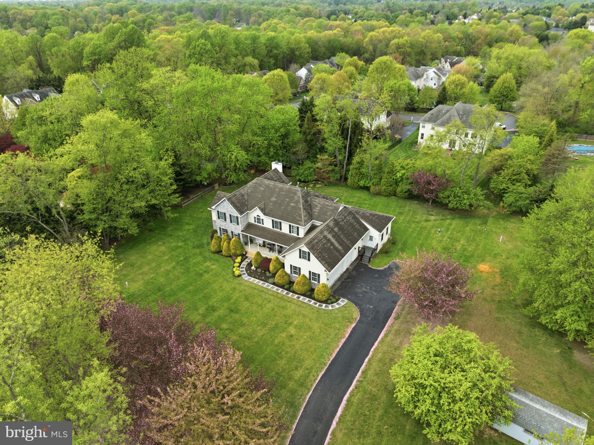 SWEET HOLLOW - Residential
