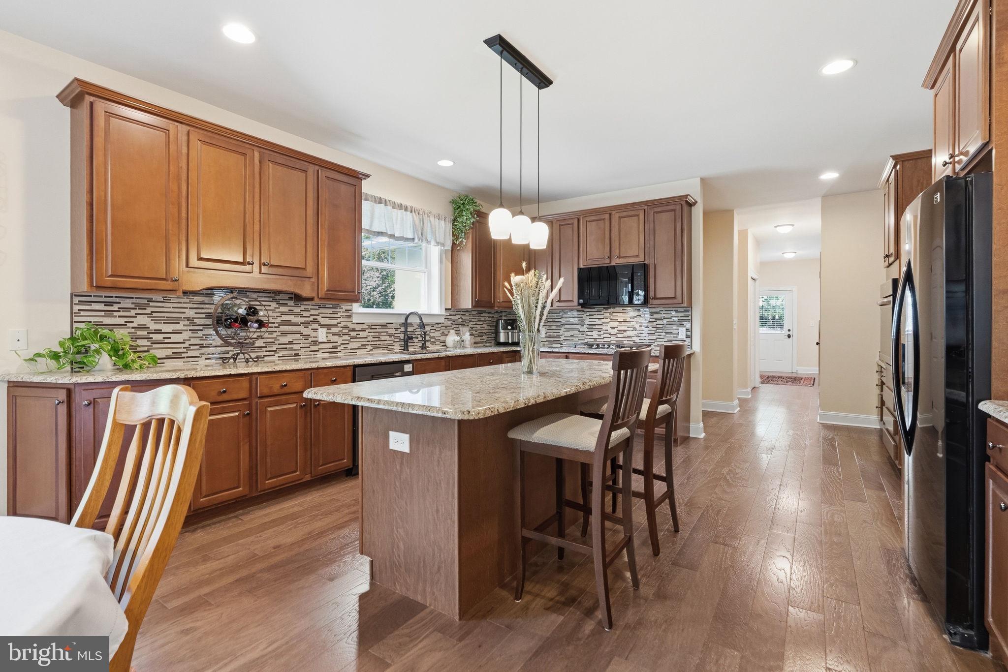 SWEET HOLLOW - Residential