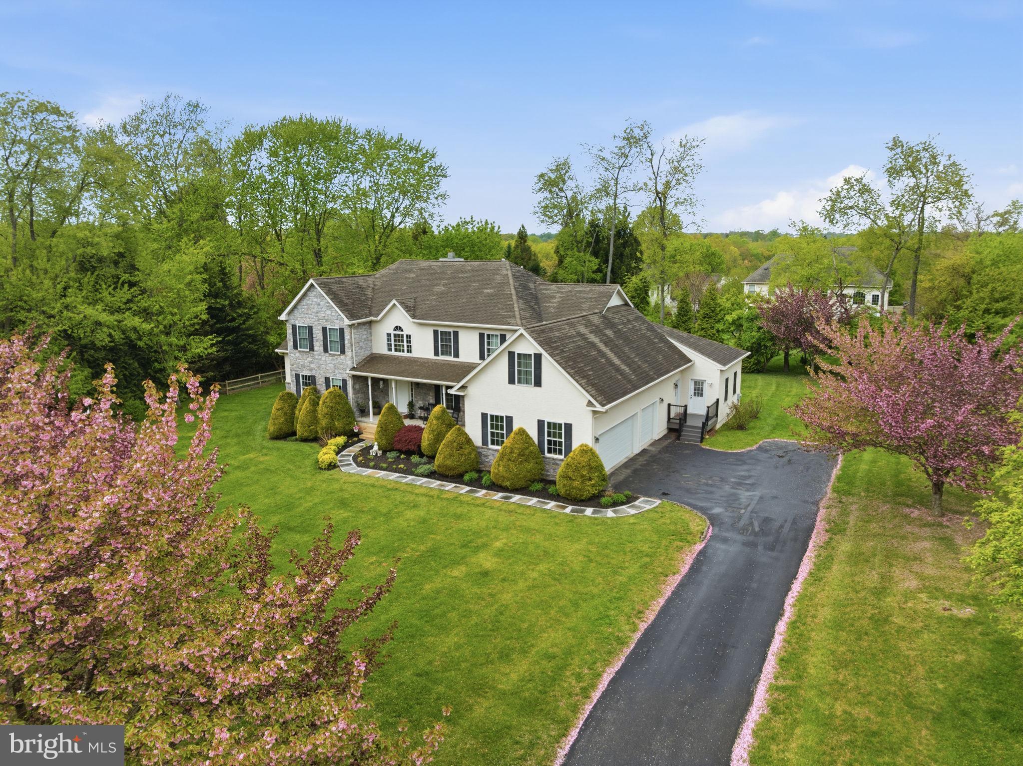 SWEET HOLLOW - Residential