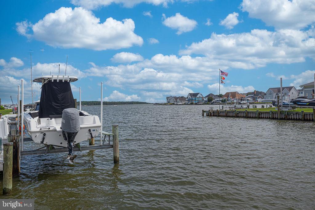 38 PINTAIL DRIVE