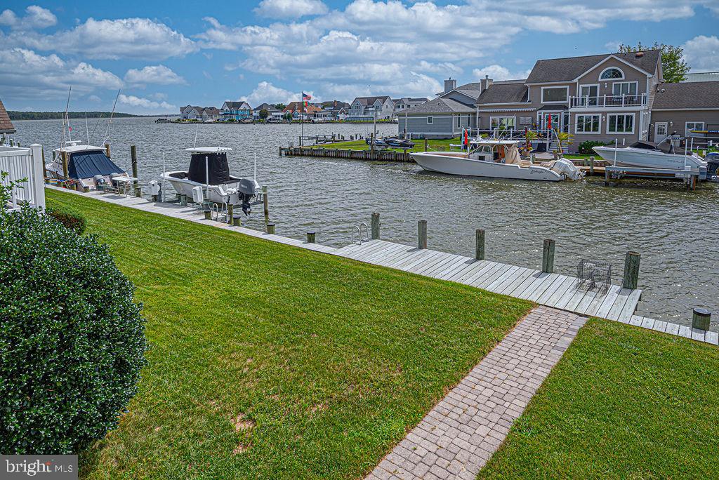 38 PINTAIL DRIVE