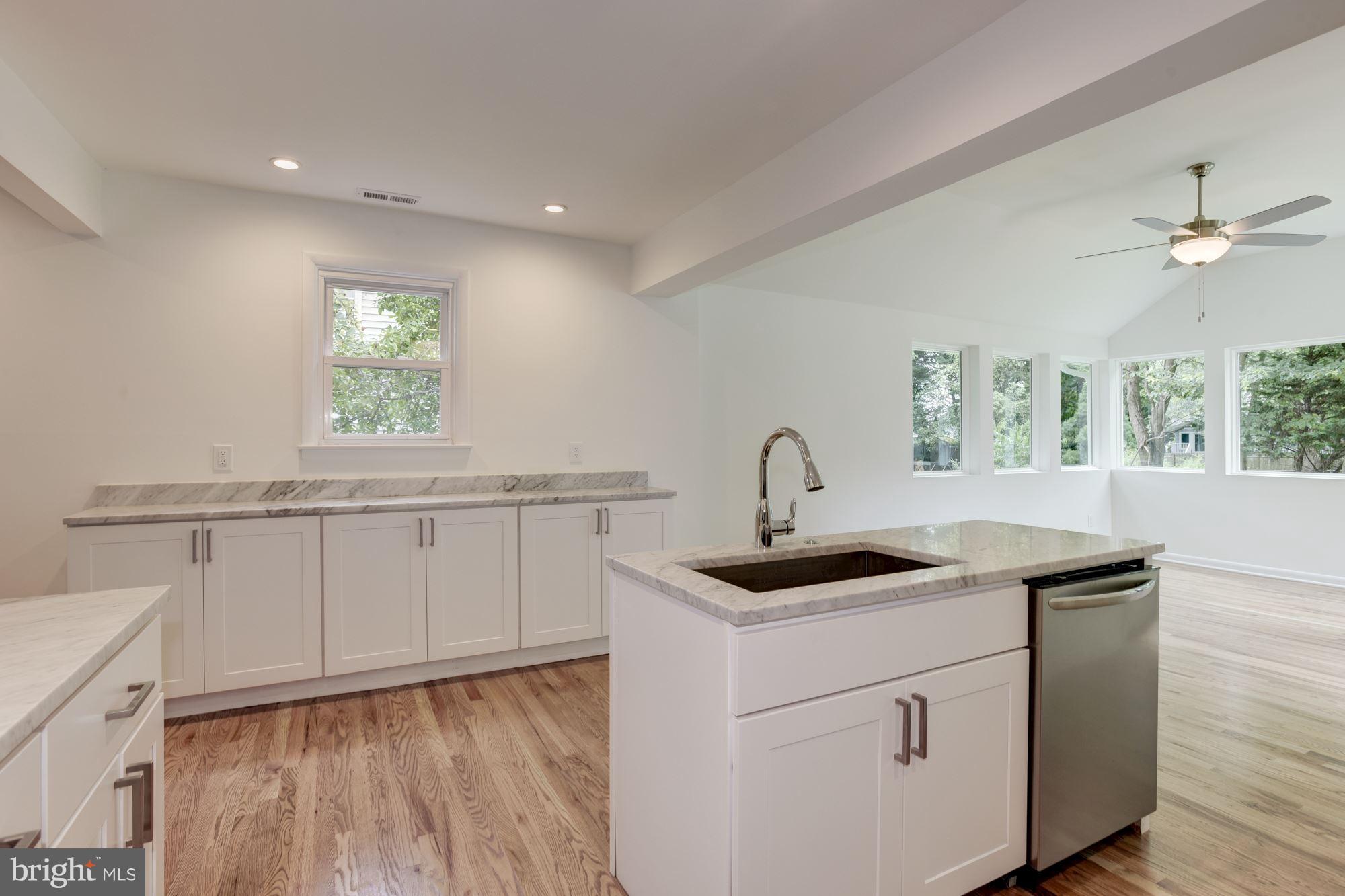 HILLSMERE ESTATES - Residential