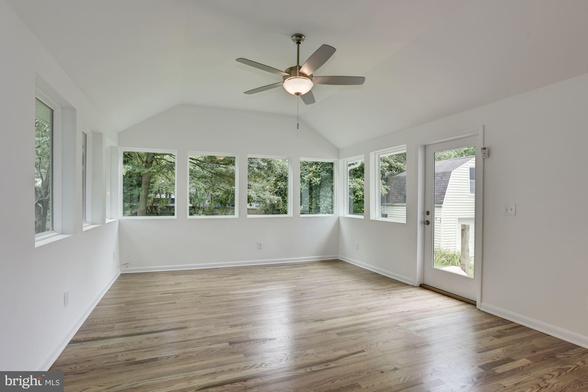 HILLSMERE ESTATES - Residential