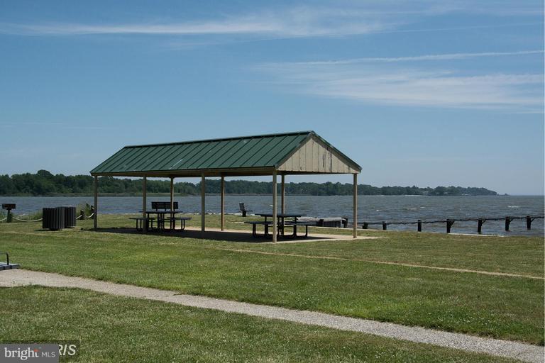 HILLSMERE ESTATES - Residential