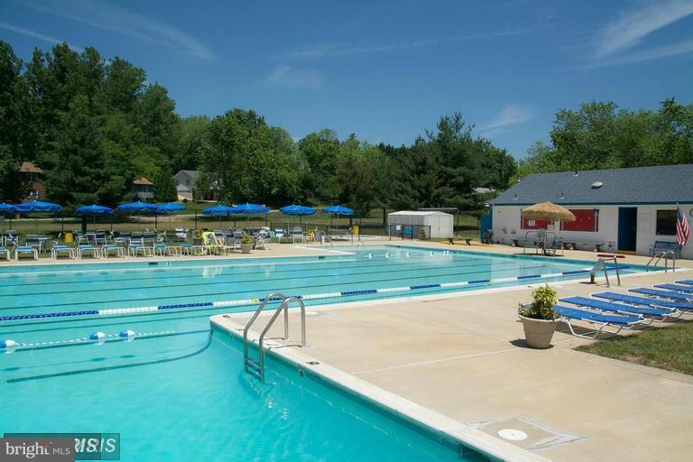 HILLSMERE ESTATES - Residential