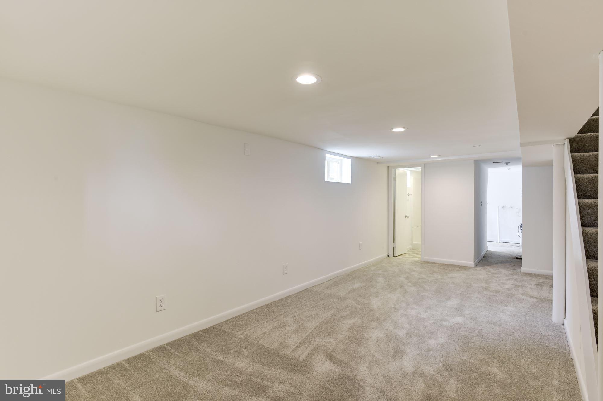 HILLSMERE ESTATES - Residential