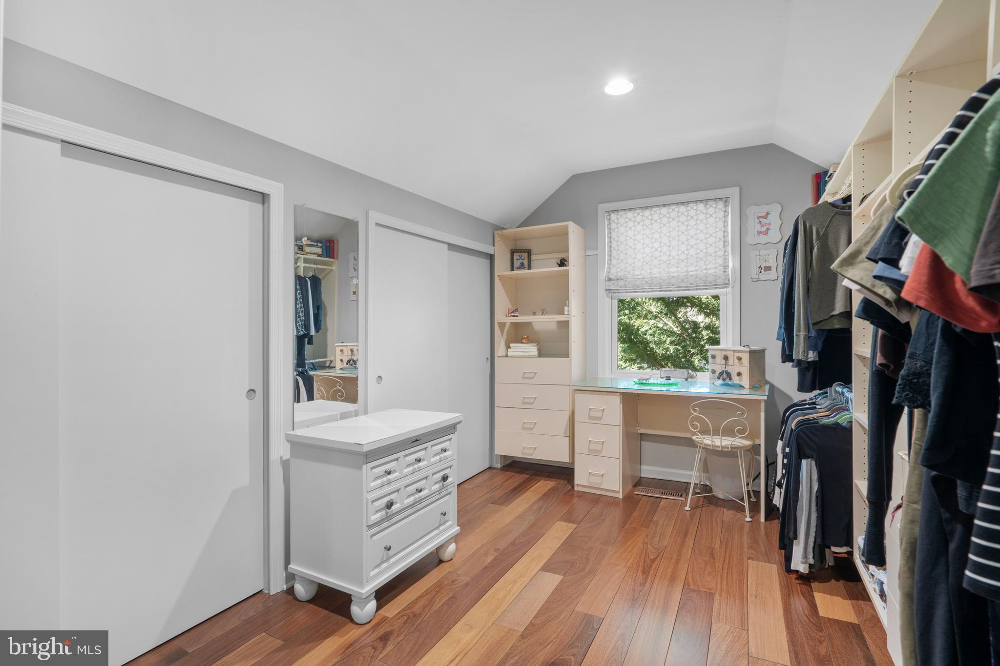 TIMBER VALLEY - Residential