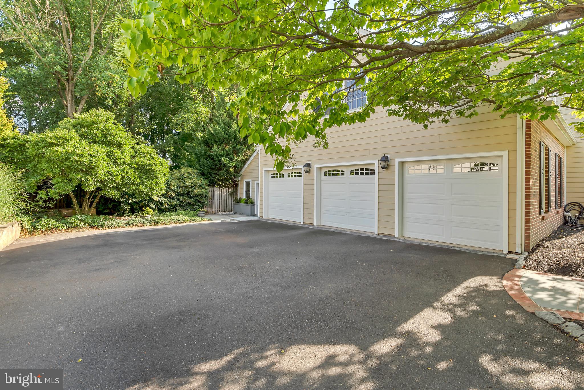 TIMBER VALLEY - Residential