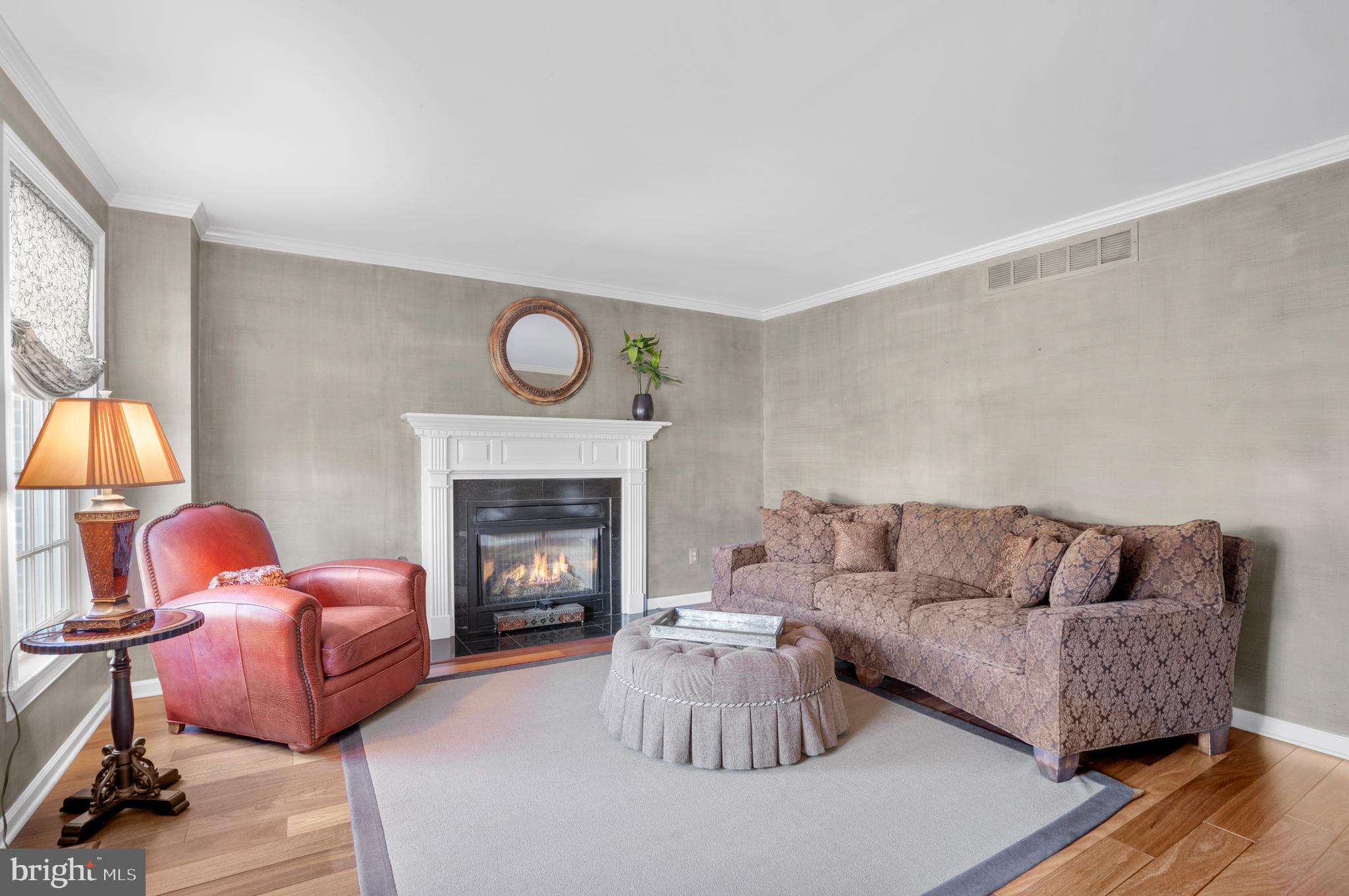 16 NEWBURYPORT ROAD