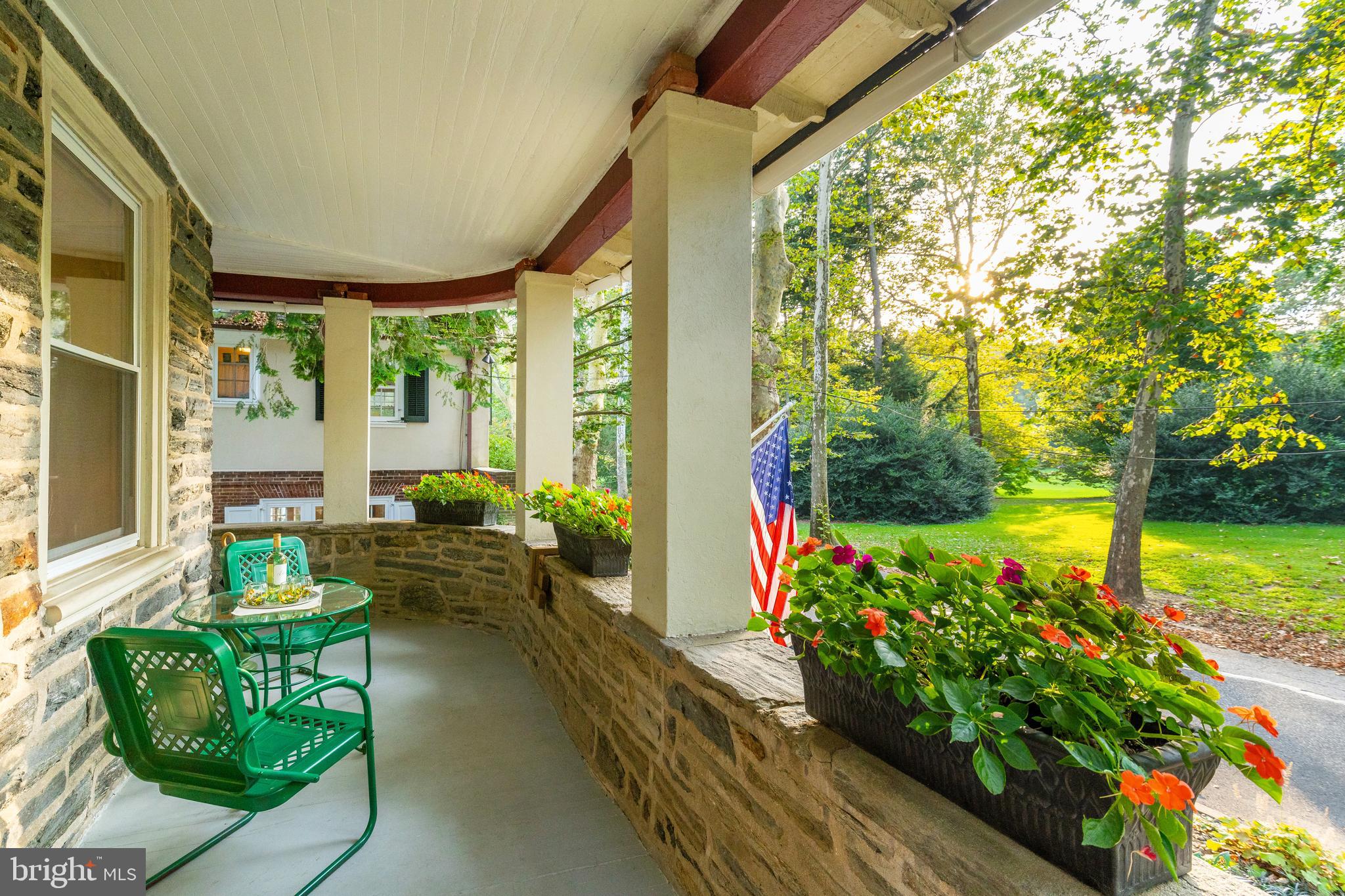 CHESTNUT HILL - Residential