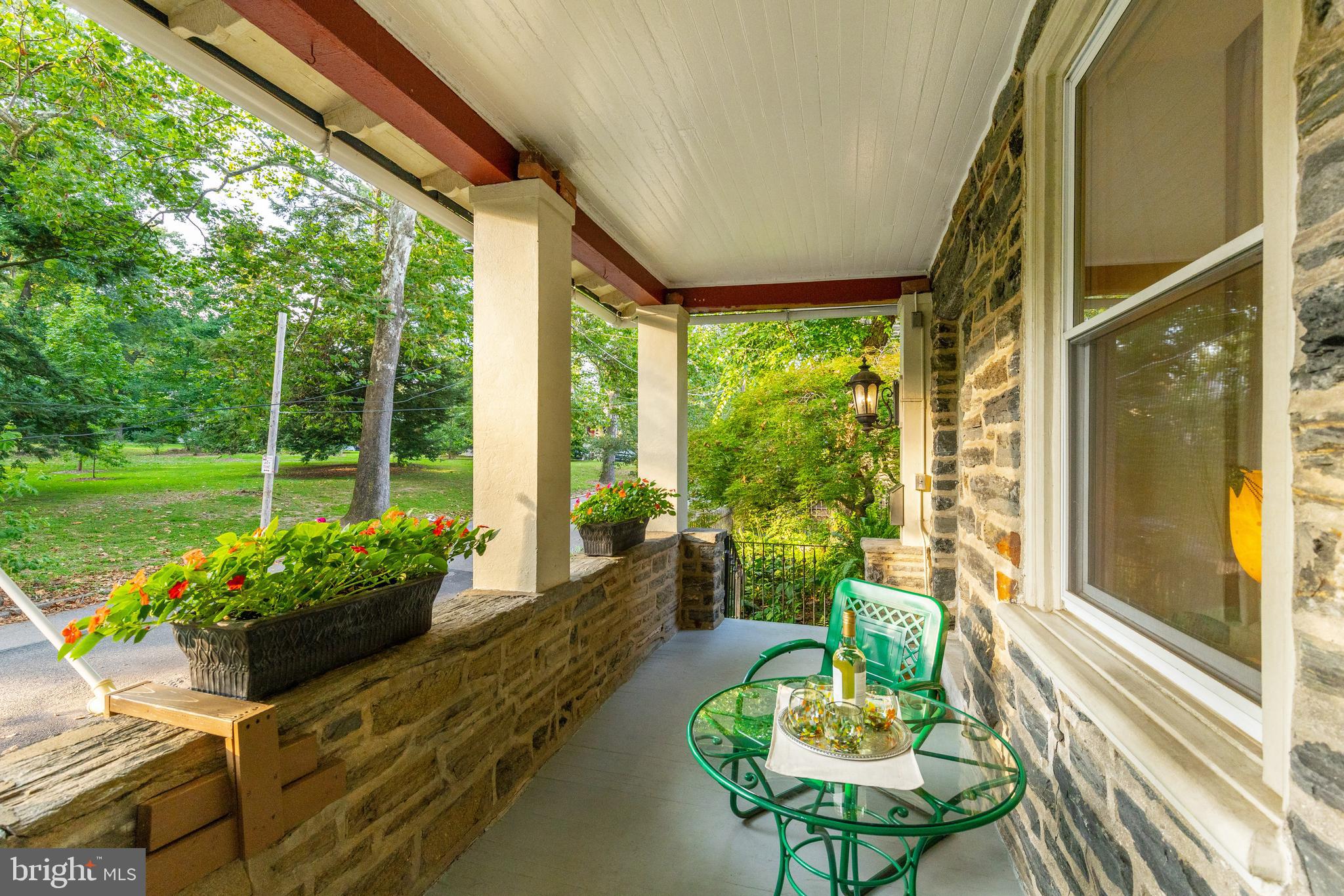 CHESTNUT HILL - Residential