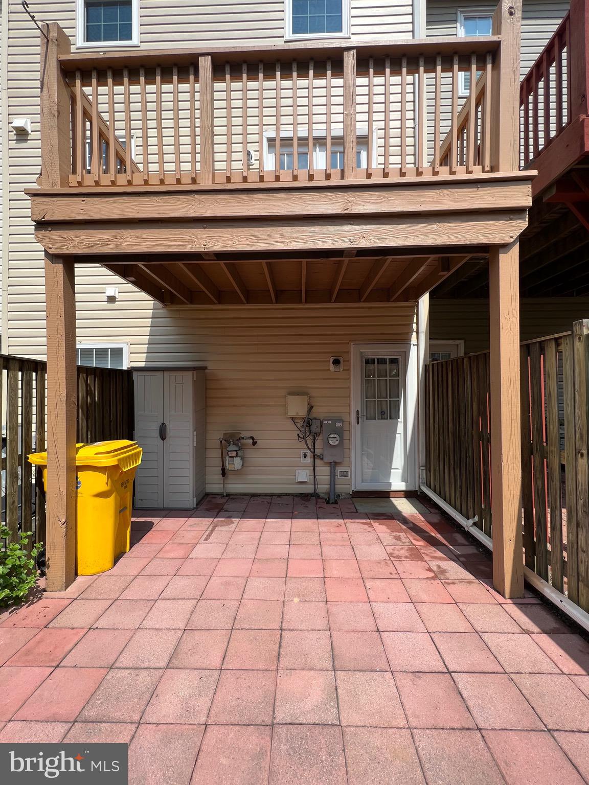 STONEHAVEN MEWS IN CROFTON VILLAGE - Residential Lease