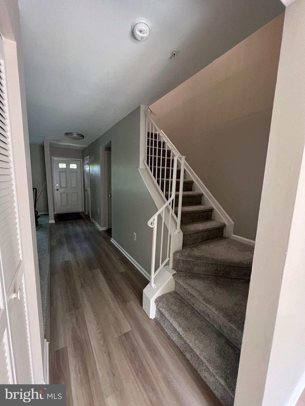 STONEHAVEN MEWS IN CROFTON VILLAGE - Residential Lease