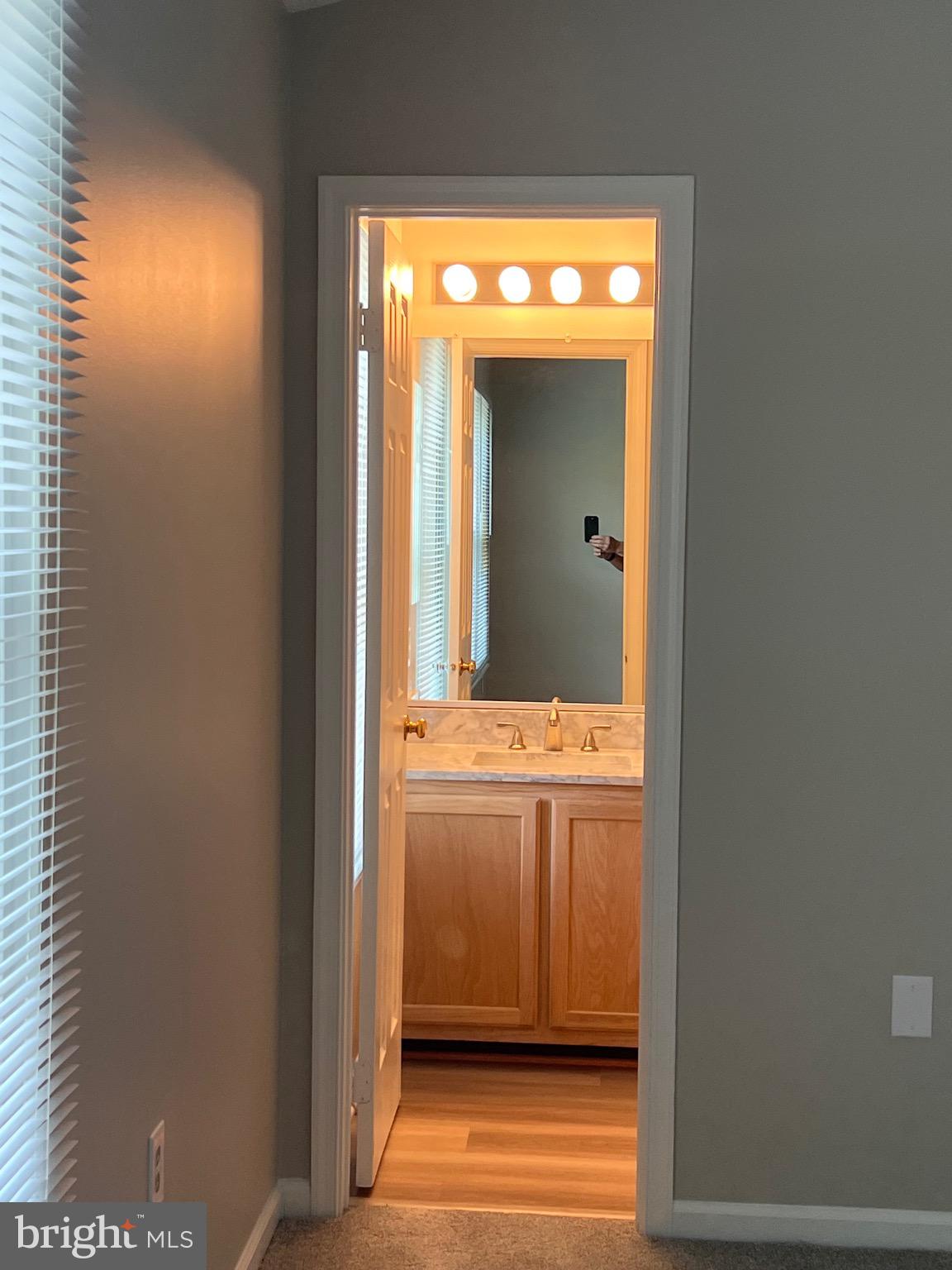 STONEHAVEN MEWS IN CROFTON VILLAGE - Residential Lease