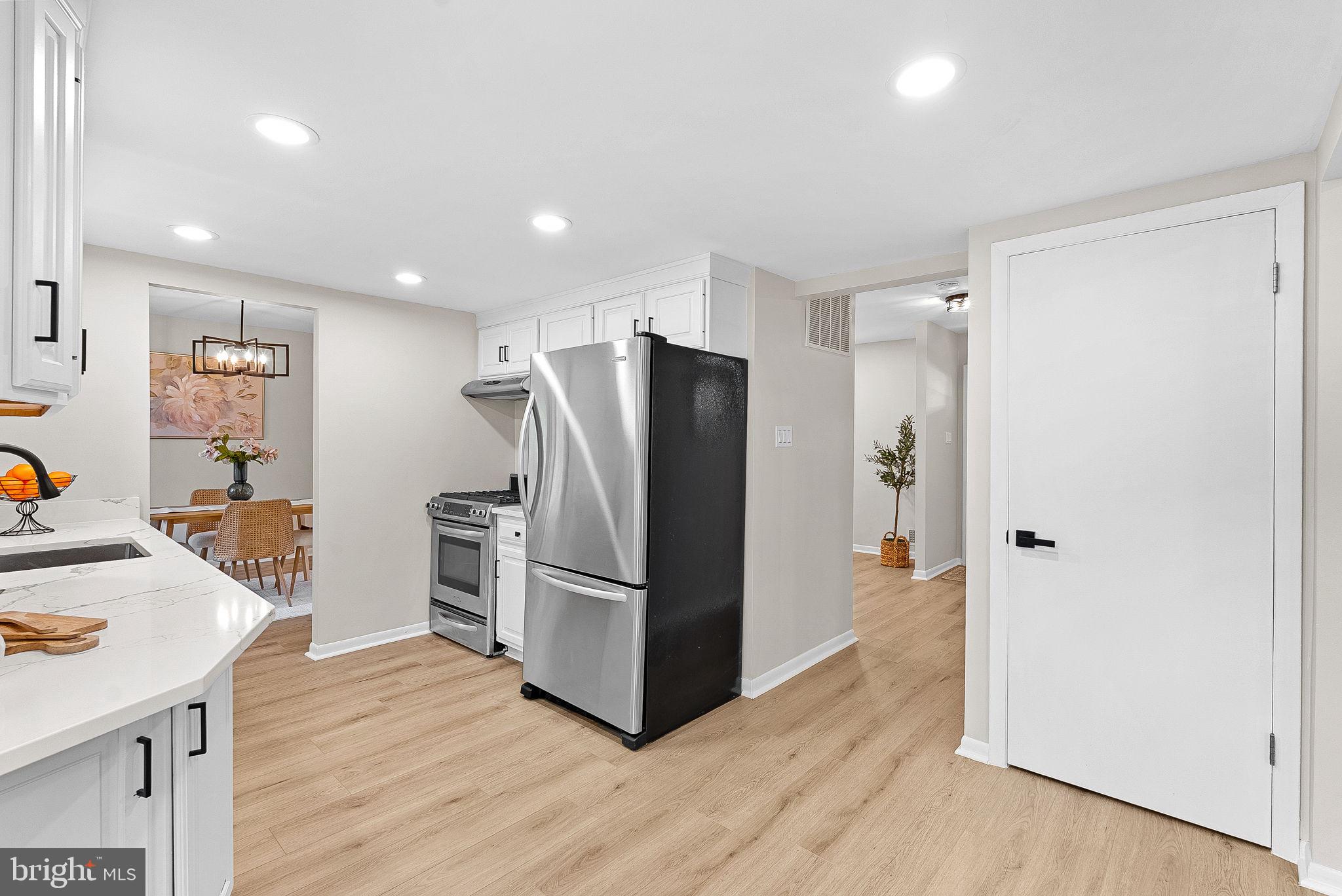 CHALET WOODS - Residential