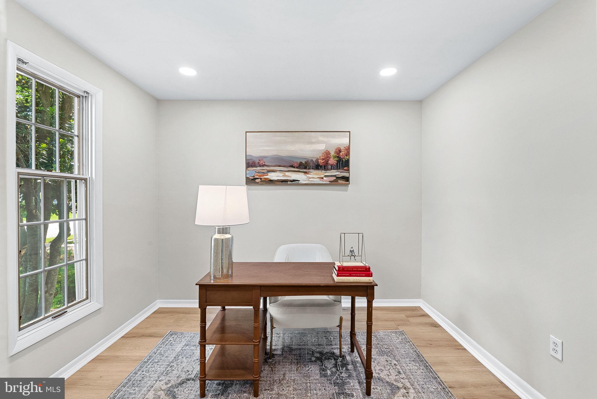 CHALET WOODS - Residential
