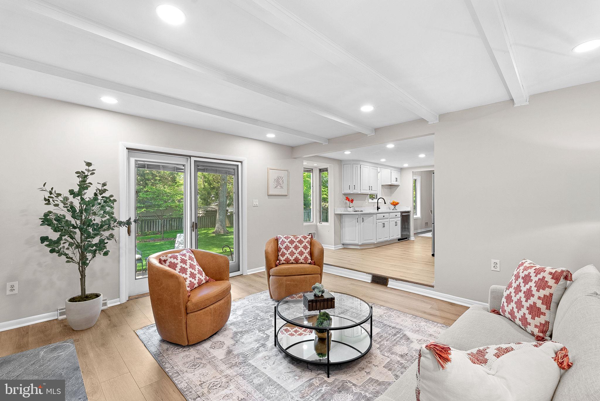 CHALET WOODS - Residential
