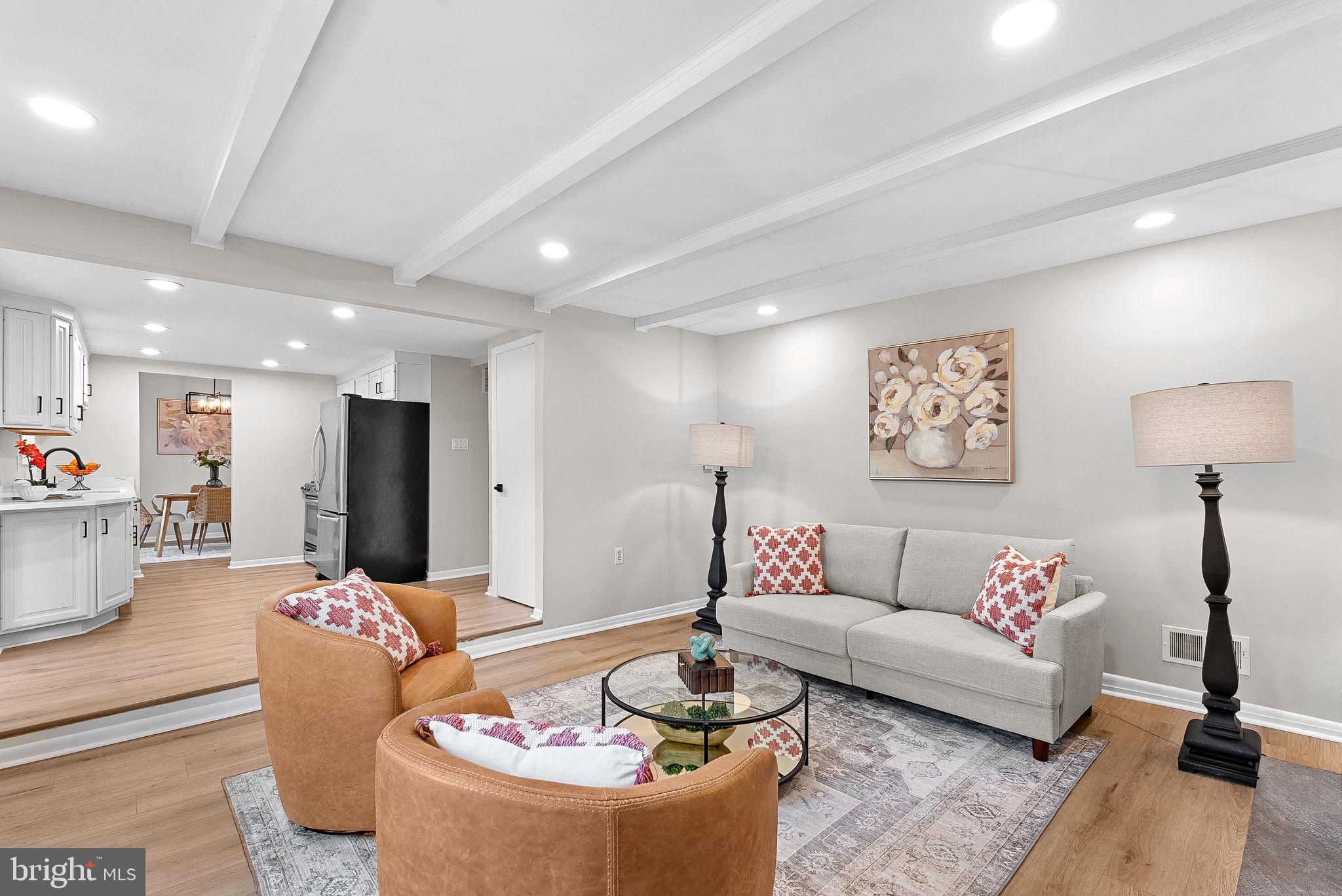 CHALET WOODS - Residential
