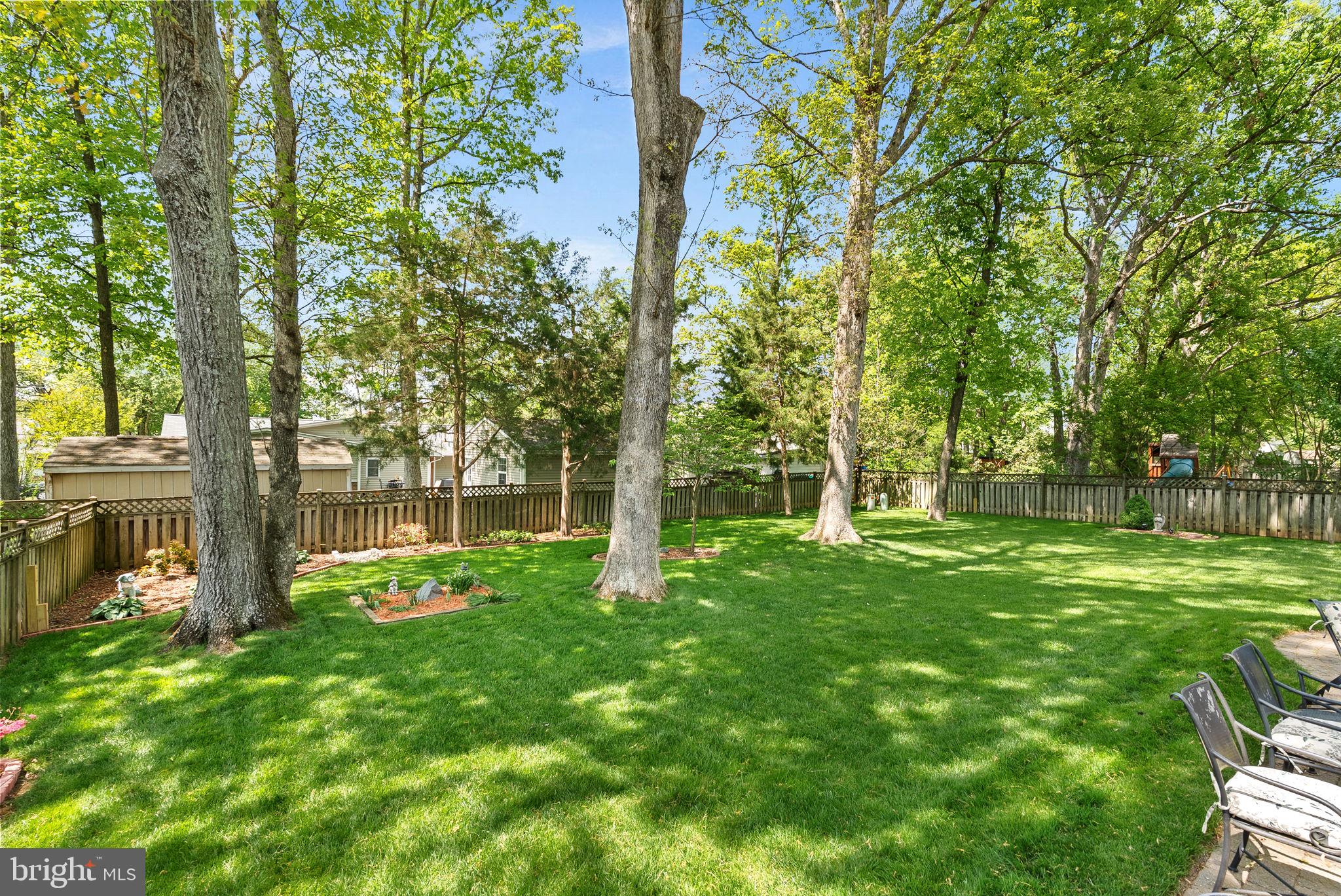 CHALET WOODS - Residential