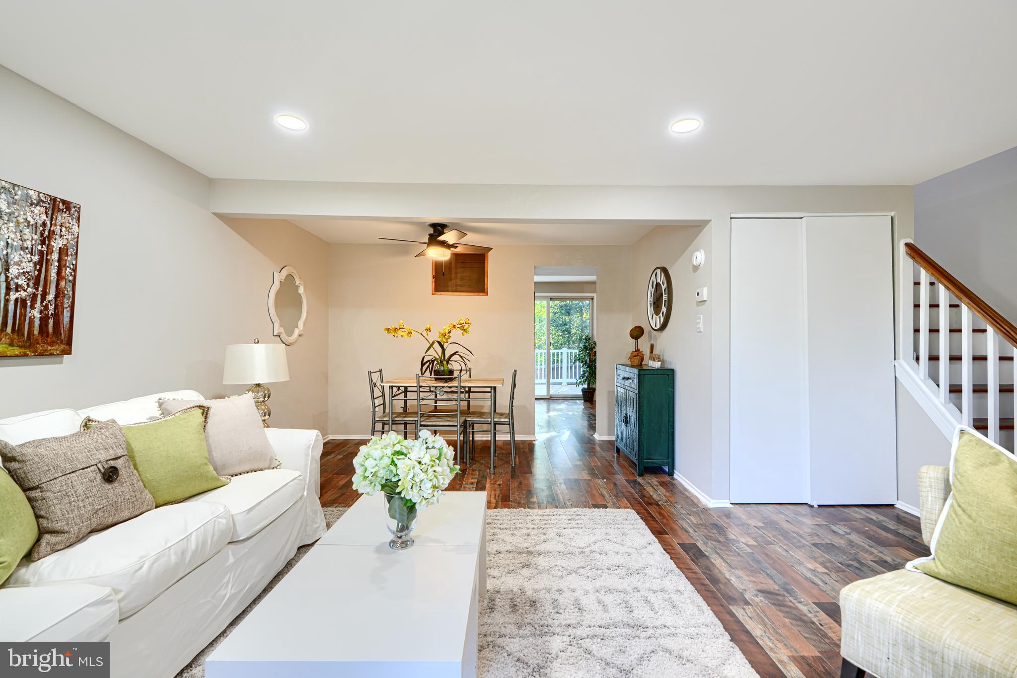 CASTLEMILL - Residential