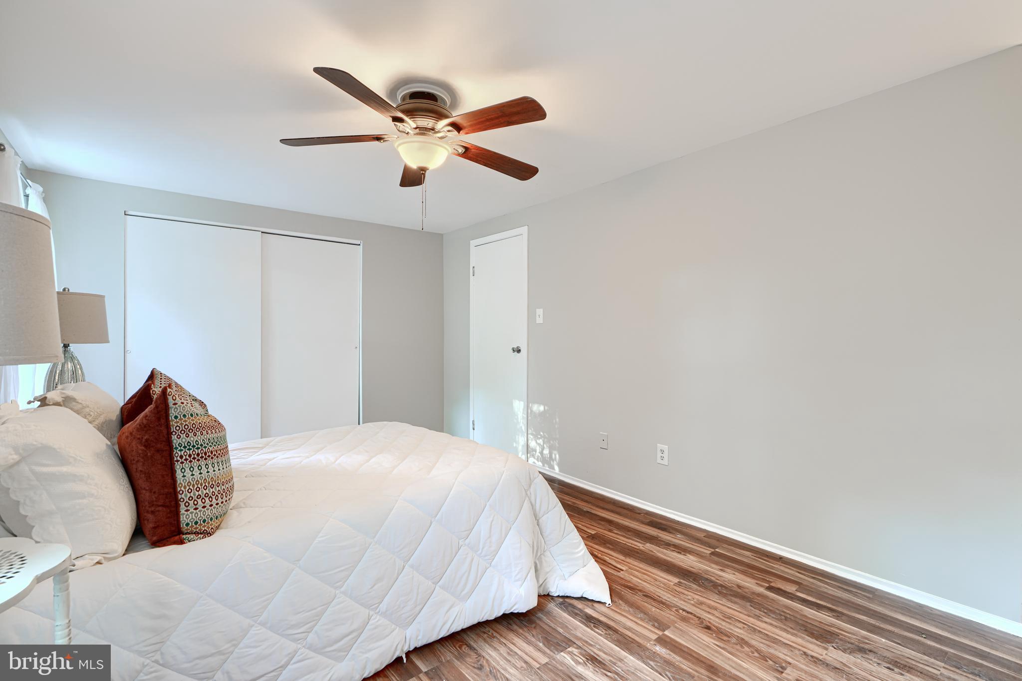 CASTLEMILL - Residential