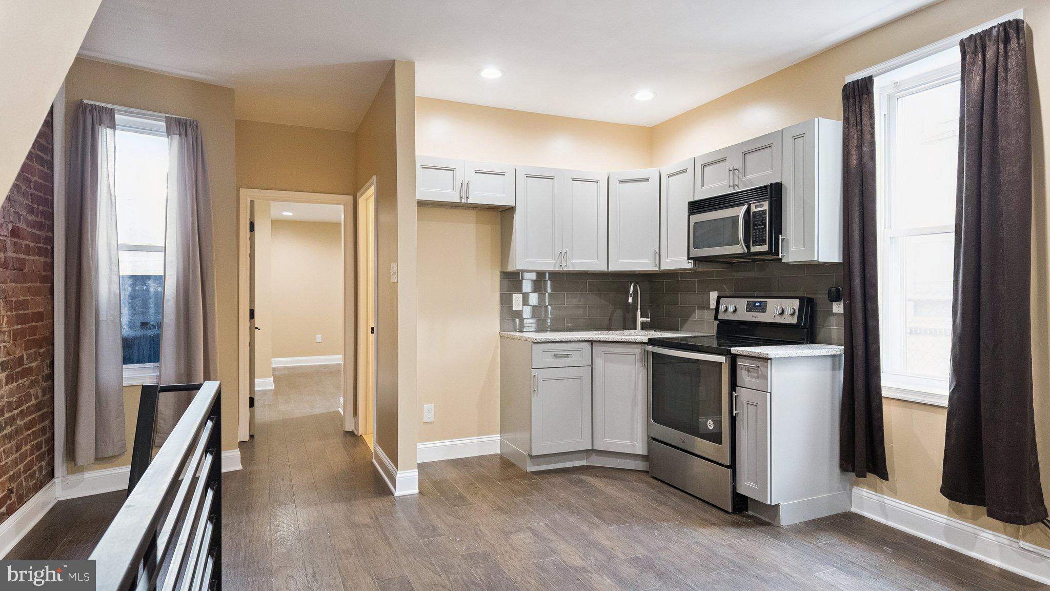 FRANKFORD - Residential Income