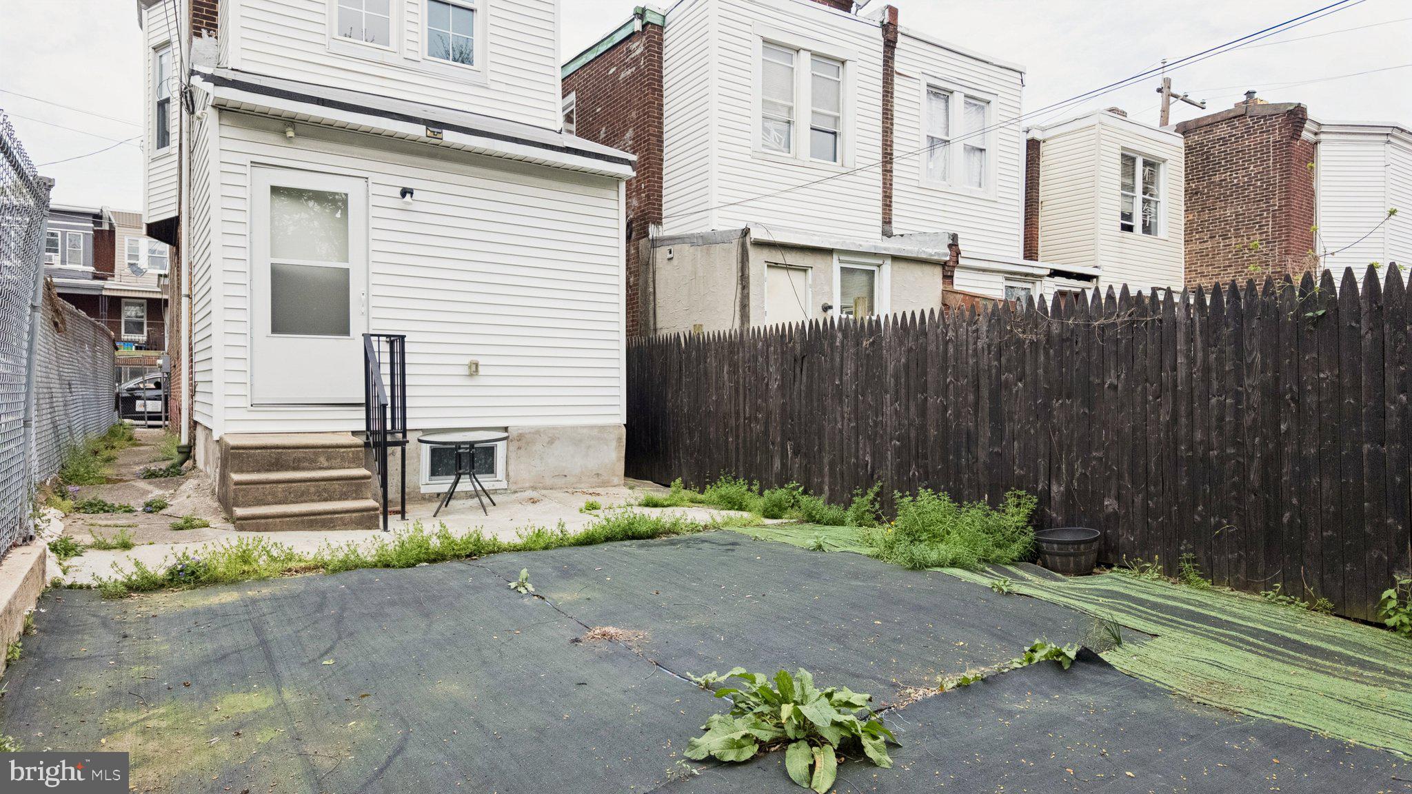 FRANKFORD - Residential Income