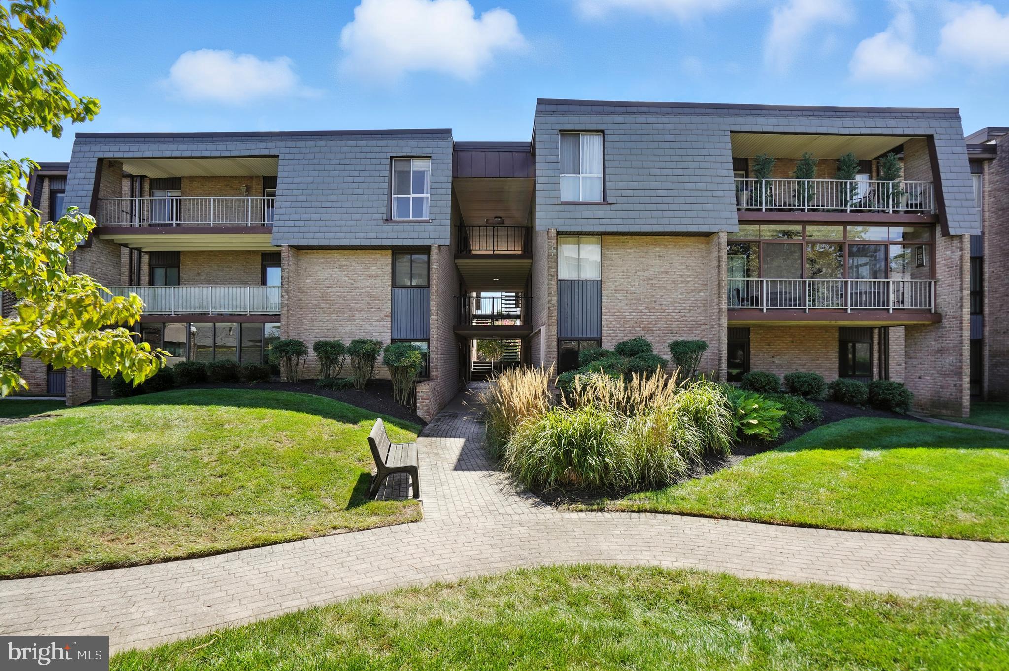 STEVENSON VILLAGE - Residential Lease