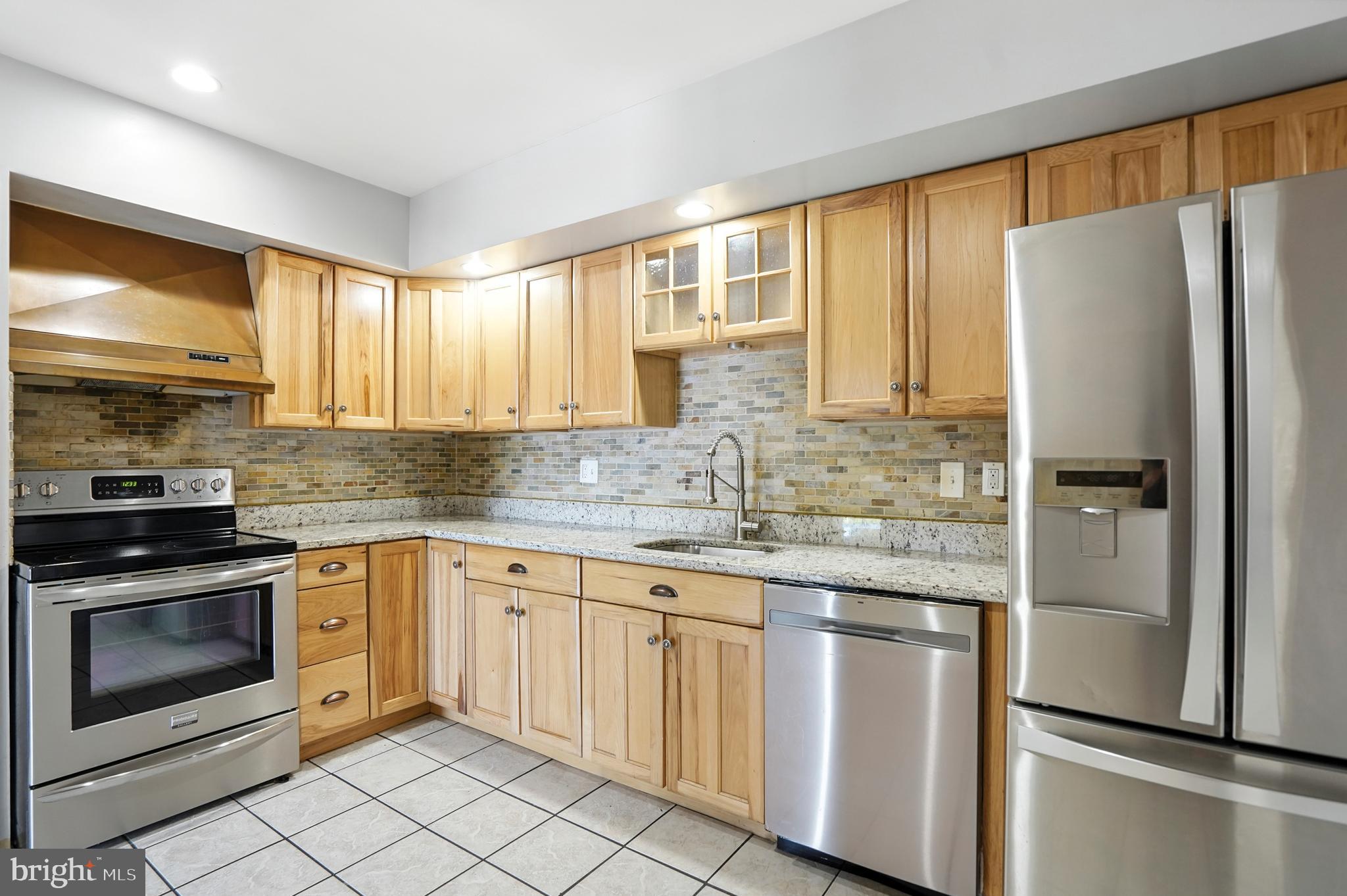 STEVENSON VILLAGE - Residential Lease