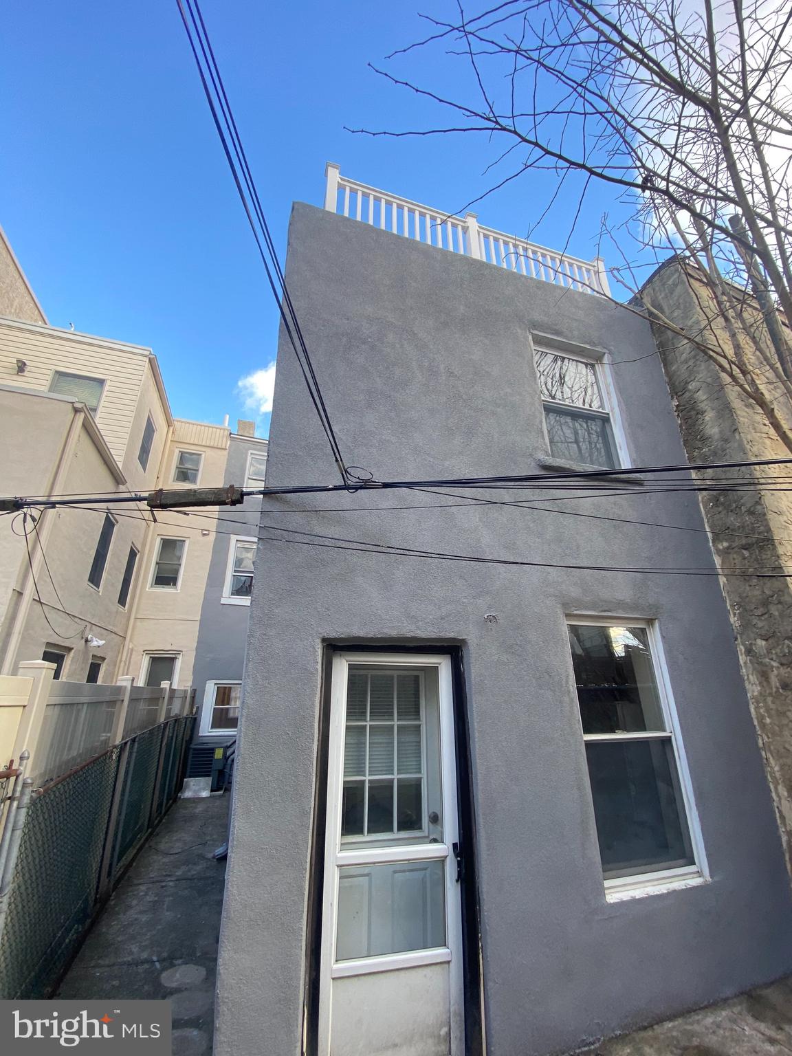 FAIRMOUNT - Residential