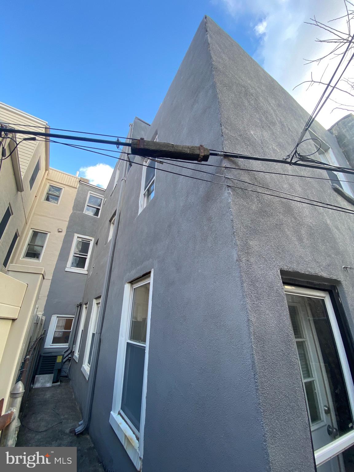 FAIRMOUNT - Residential