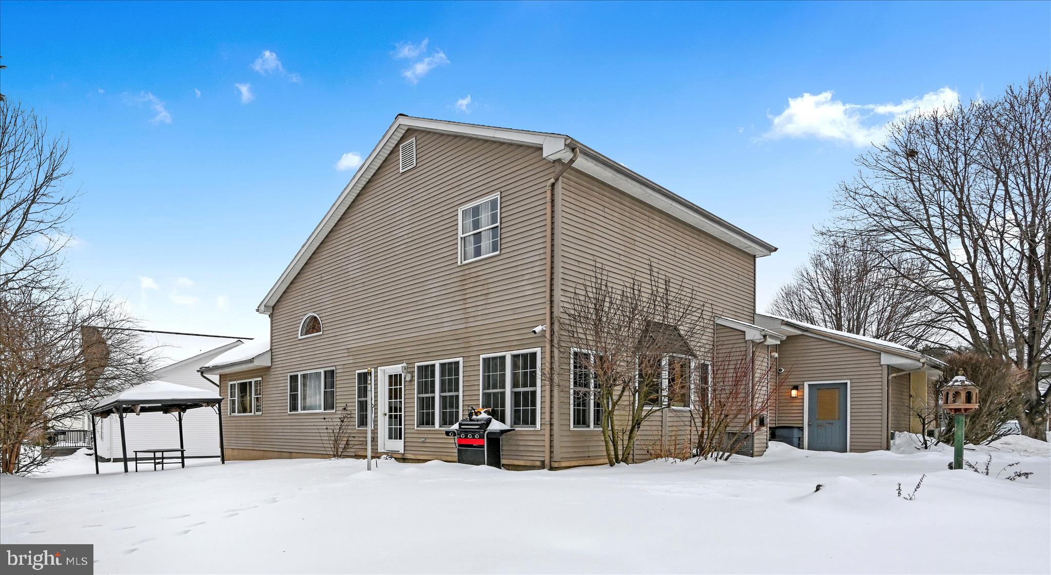 CREEKSIDE - Residential