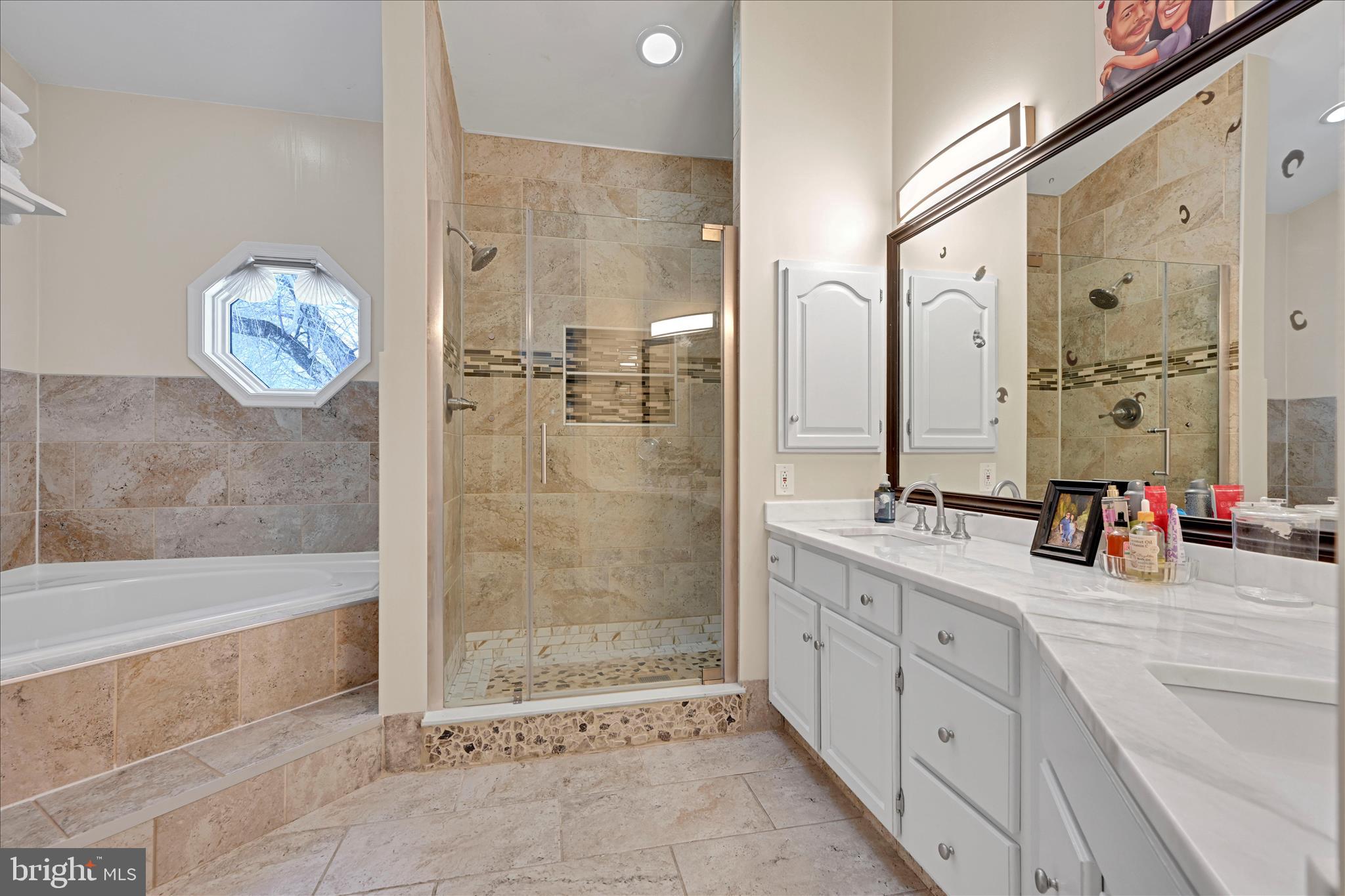 CREEKSIDE - Residential