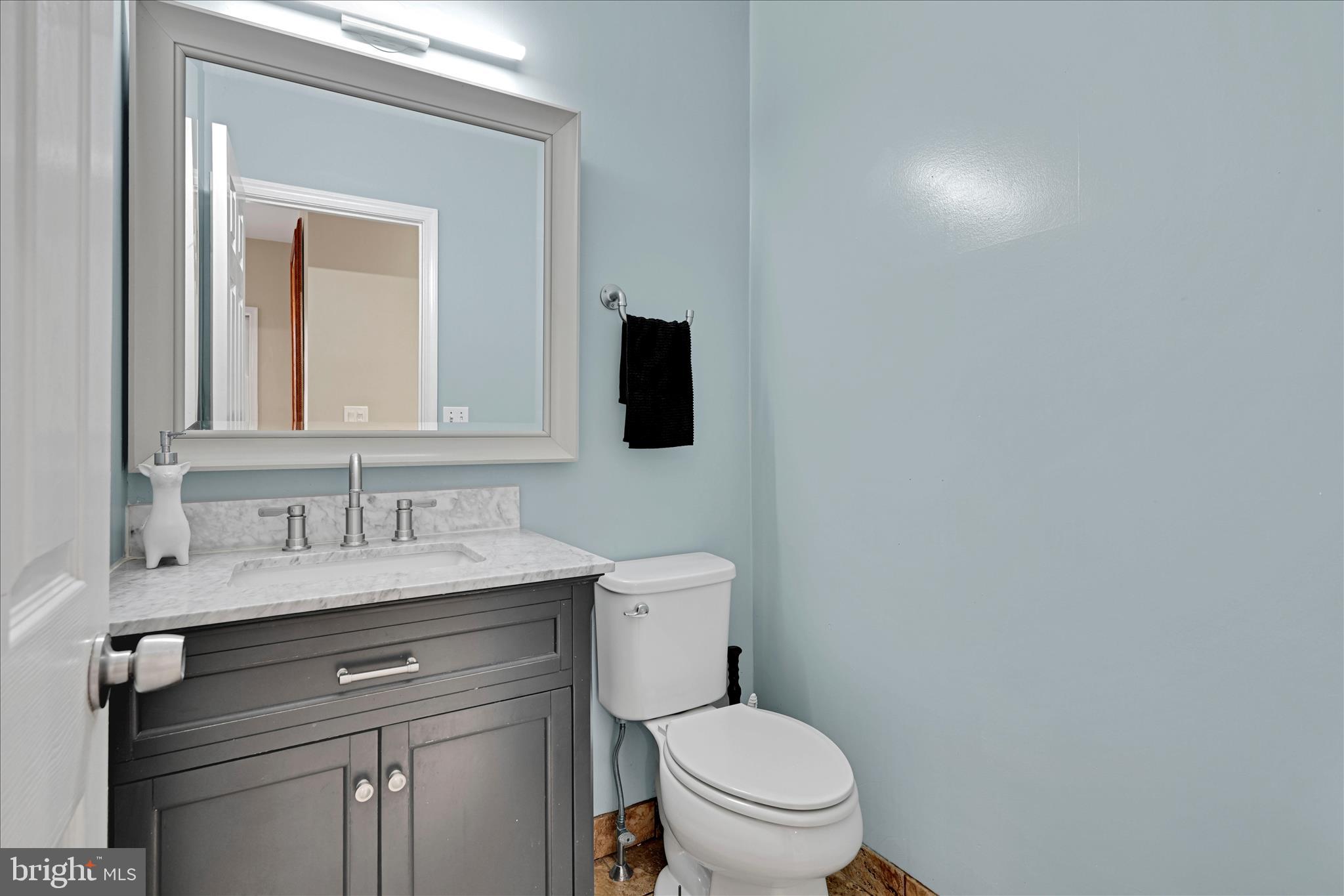 CREEKSIDE - Residential